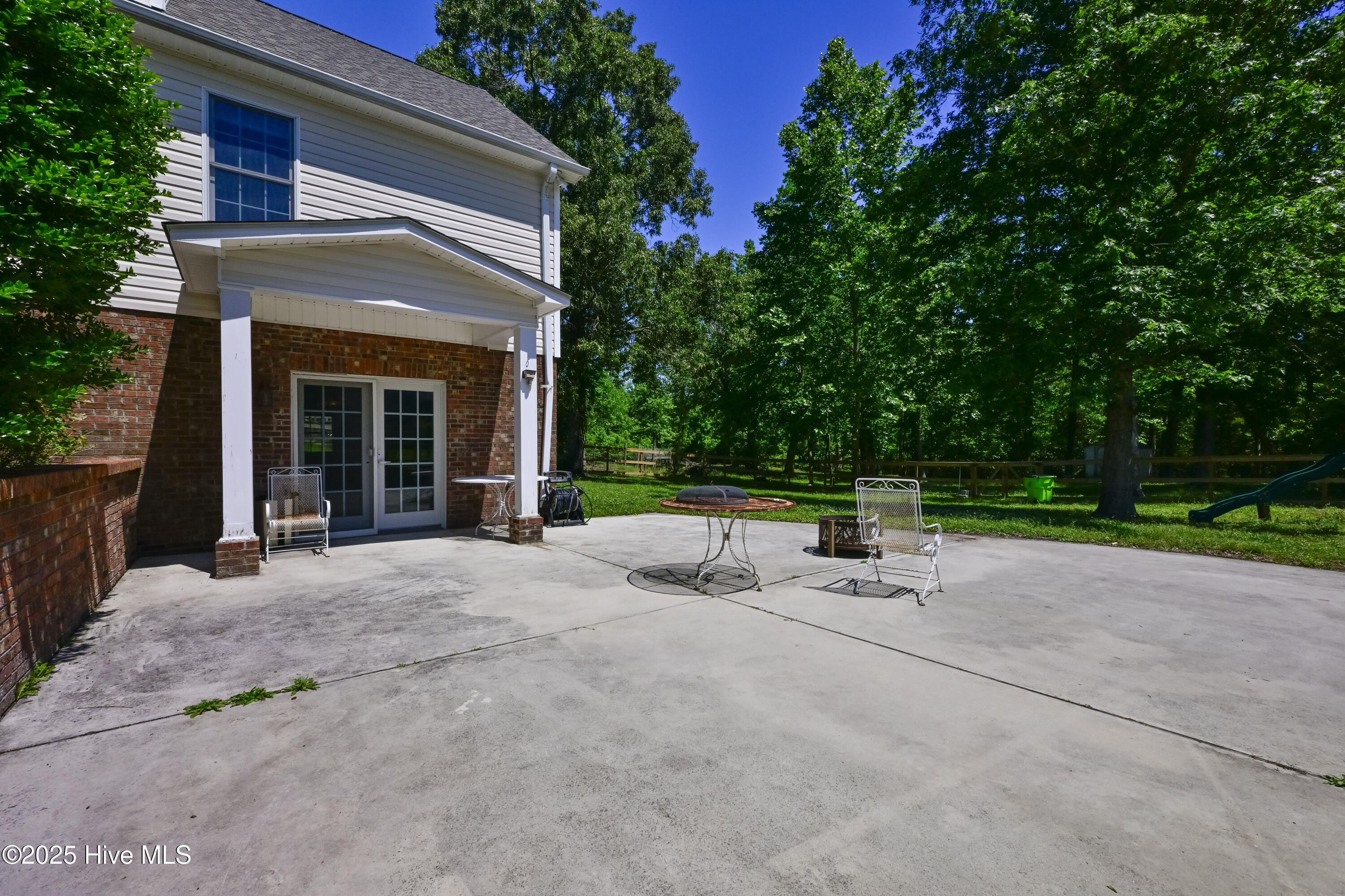 main property photo 69