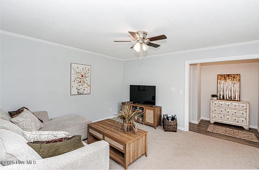 property viewer photo 16