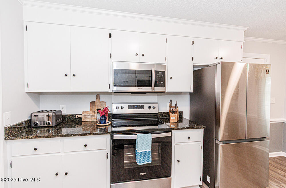 property viewer photo 24