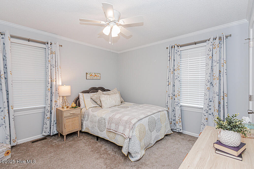 property viewer photo 42