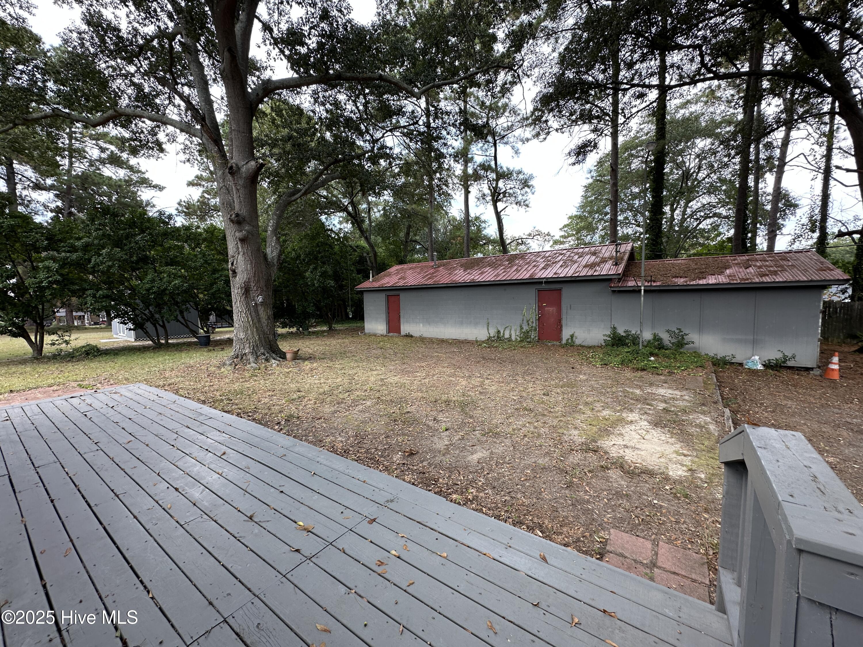 main property photo 33
