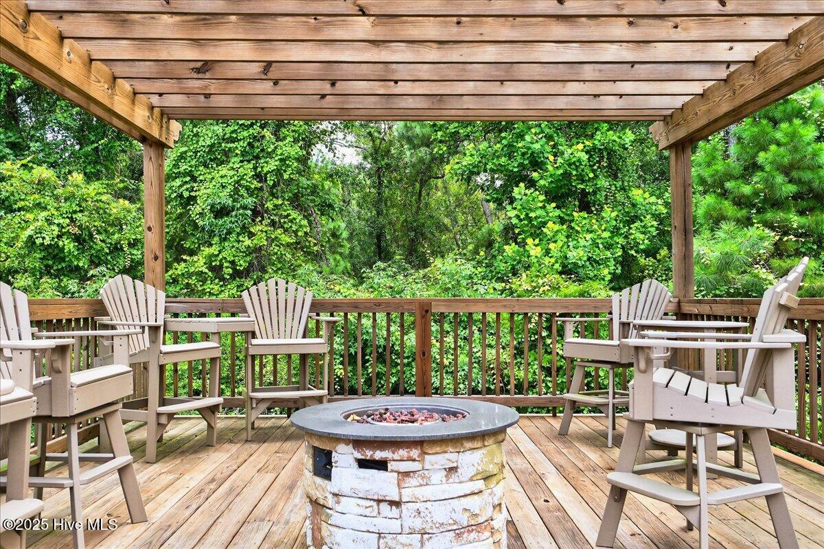 main property photo 79