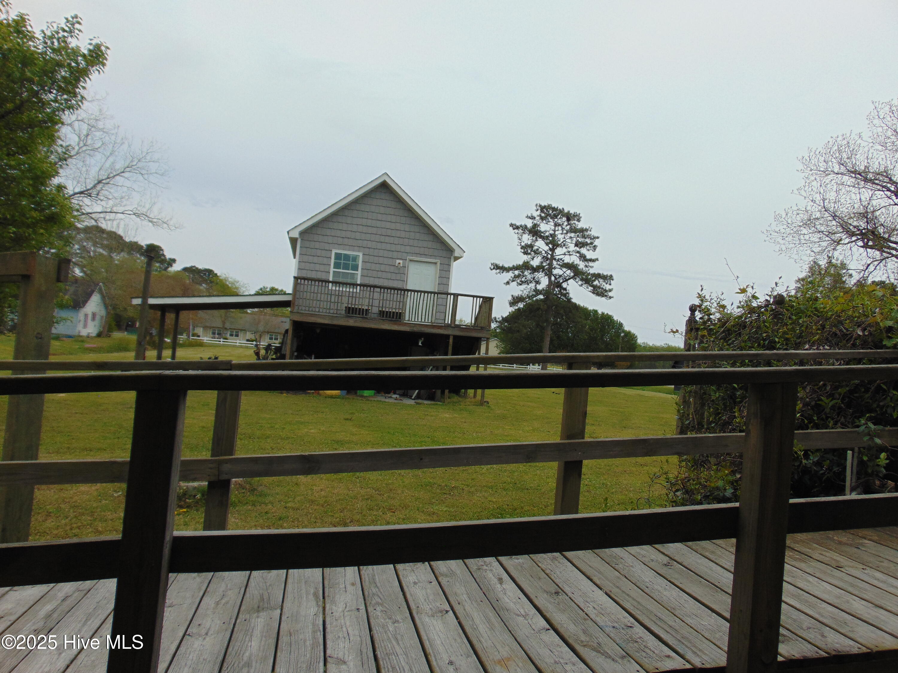 main property photo 6