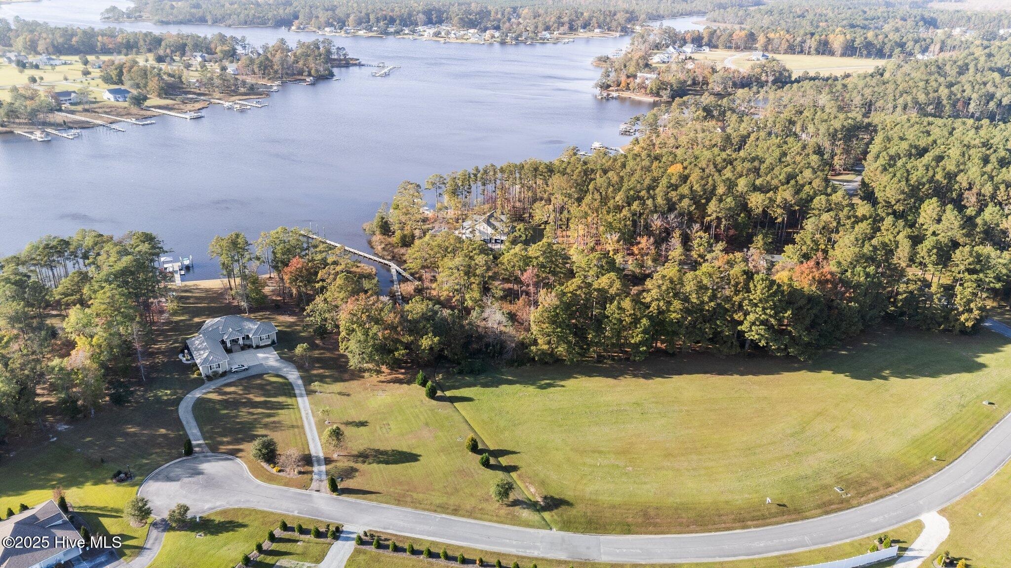 main property photo 11