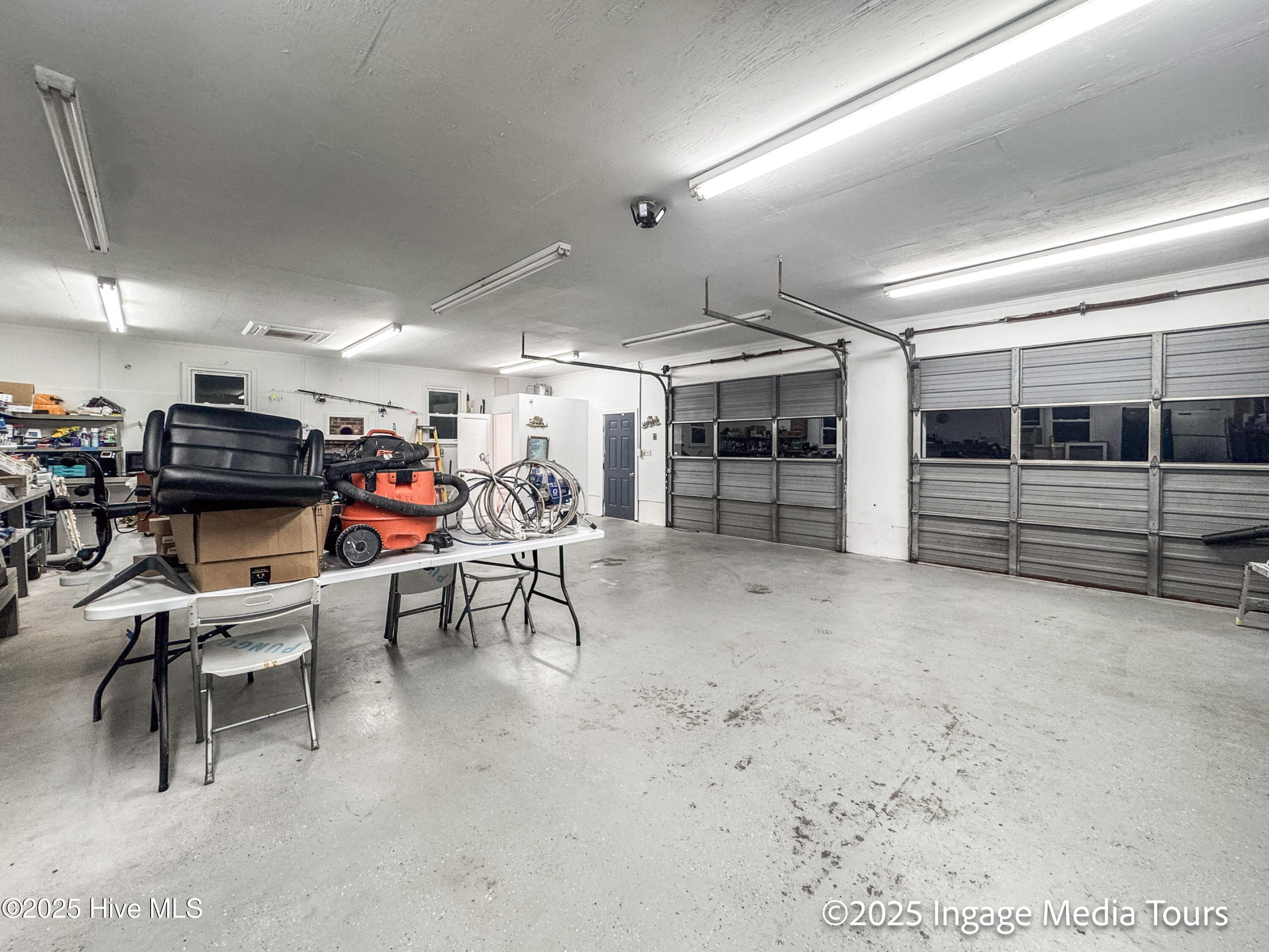 main property photo 92
