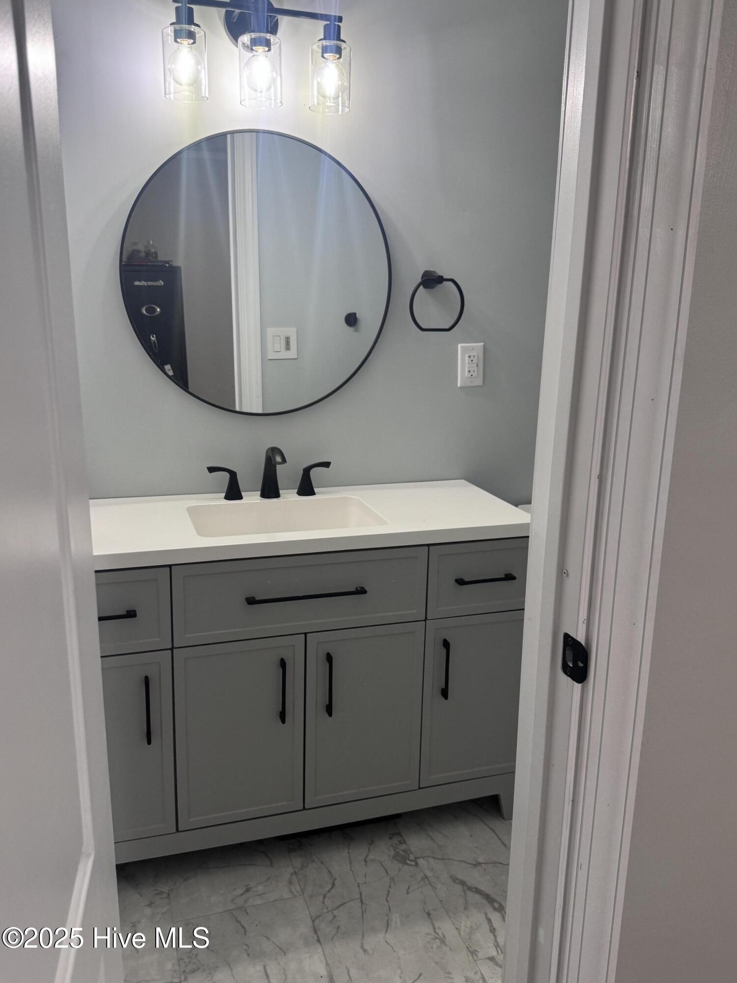 property viewer photo 20