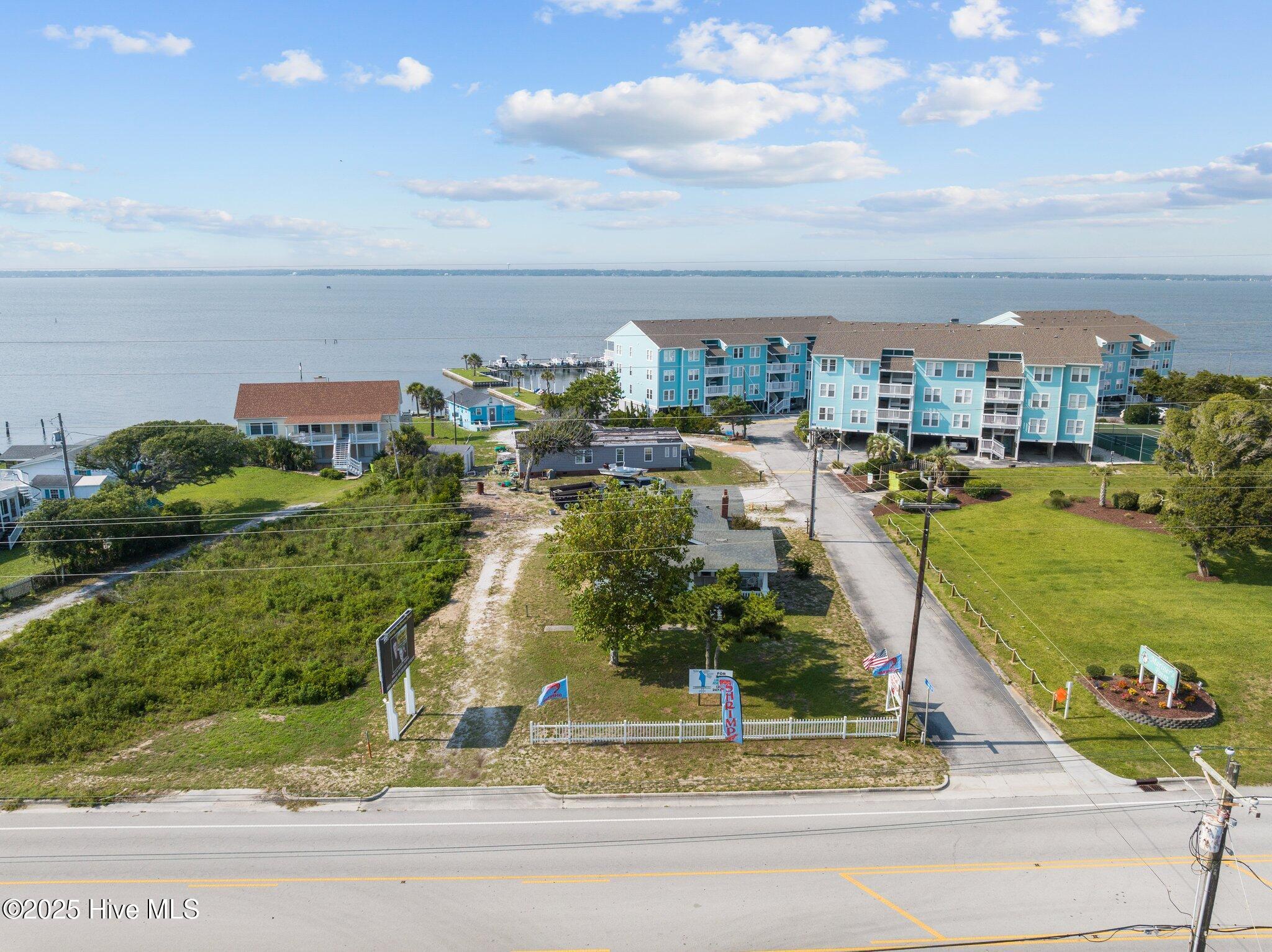 main property photo 17