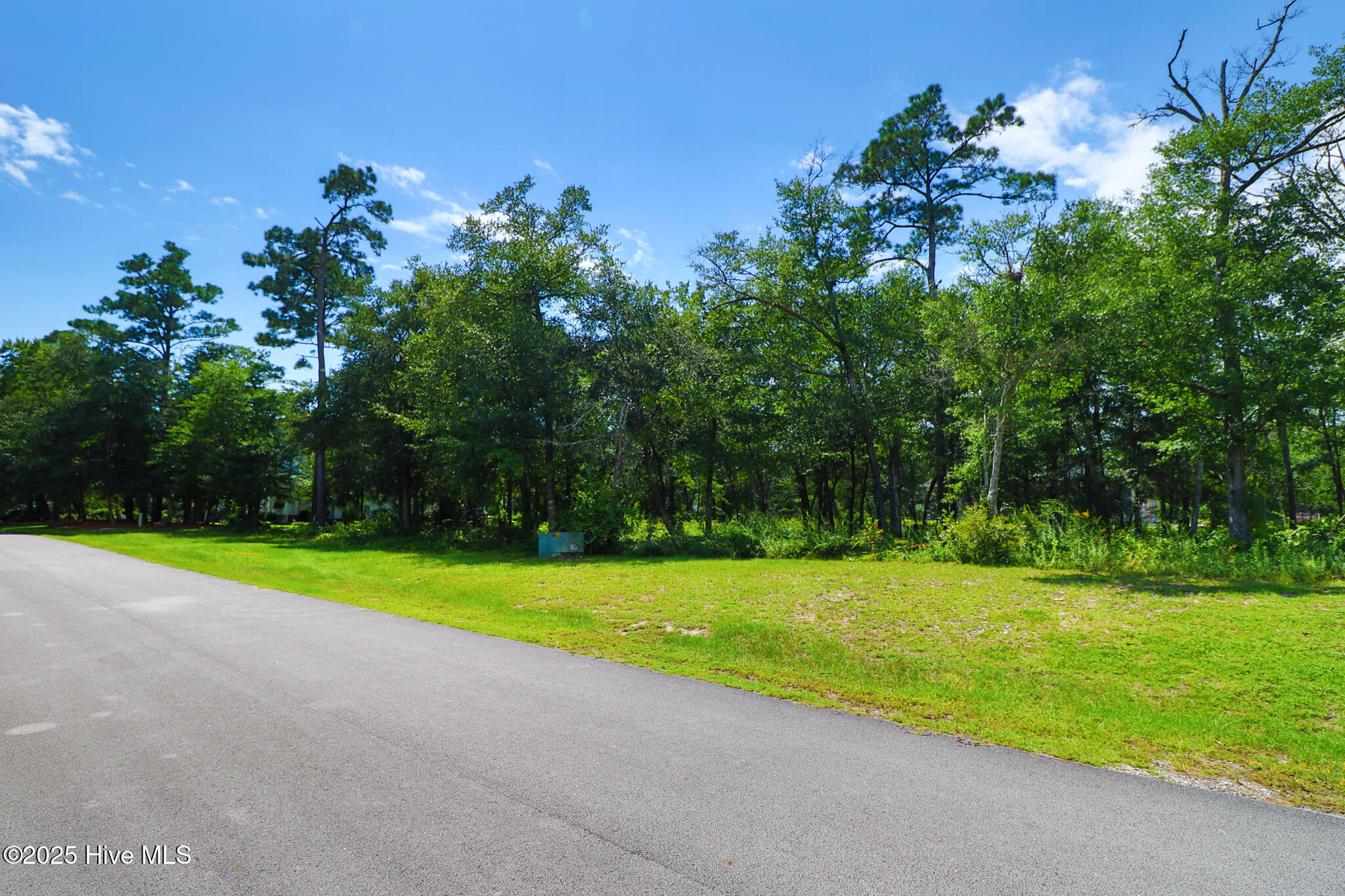 main property photo 15