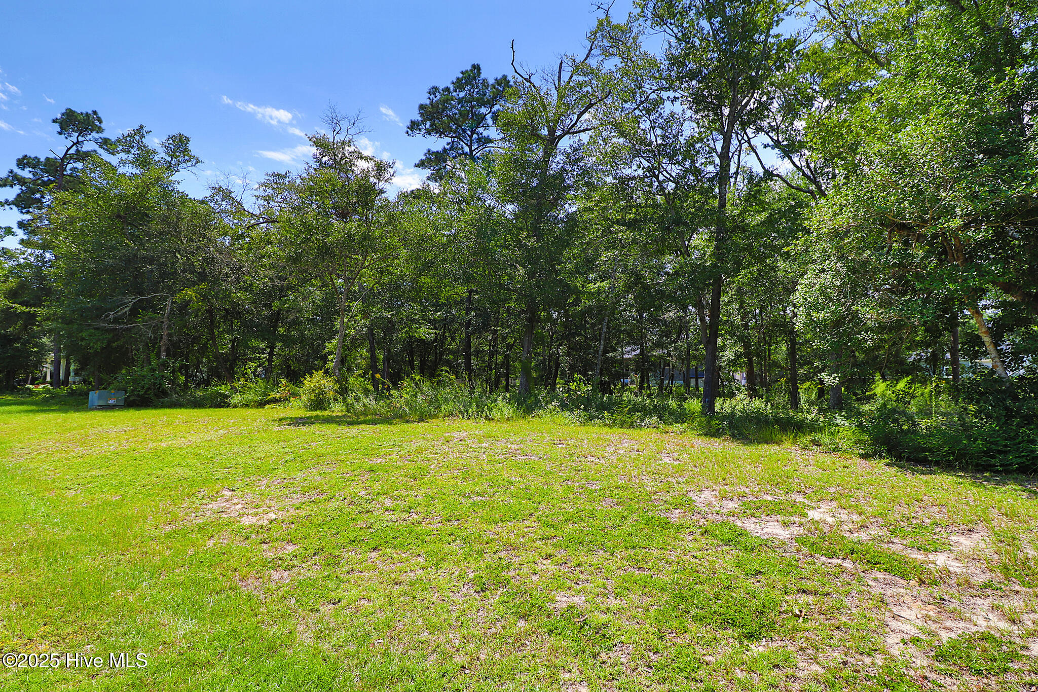 main property photo 17