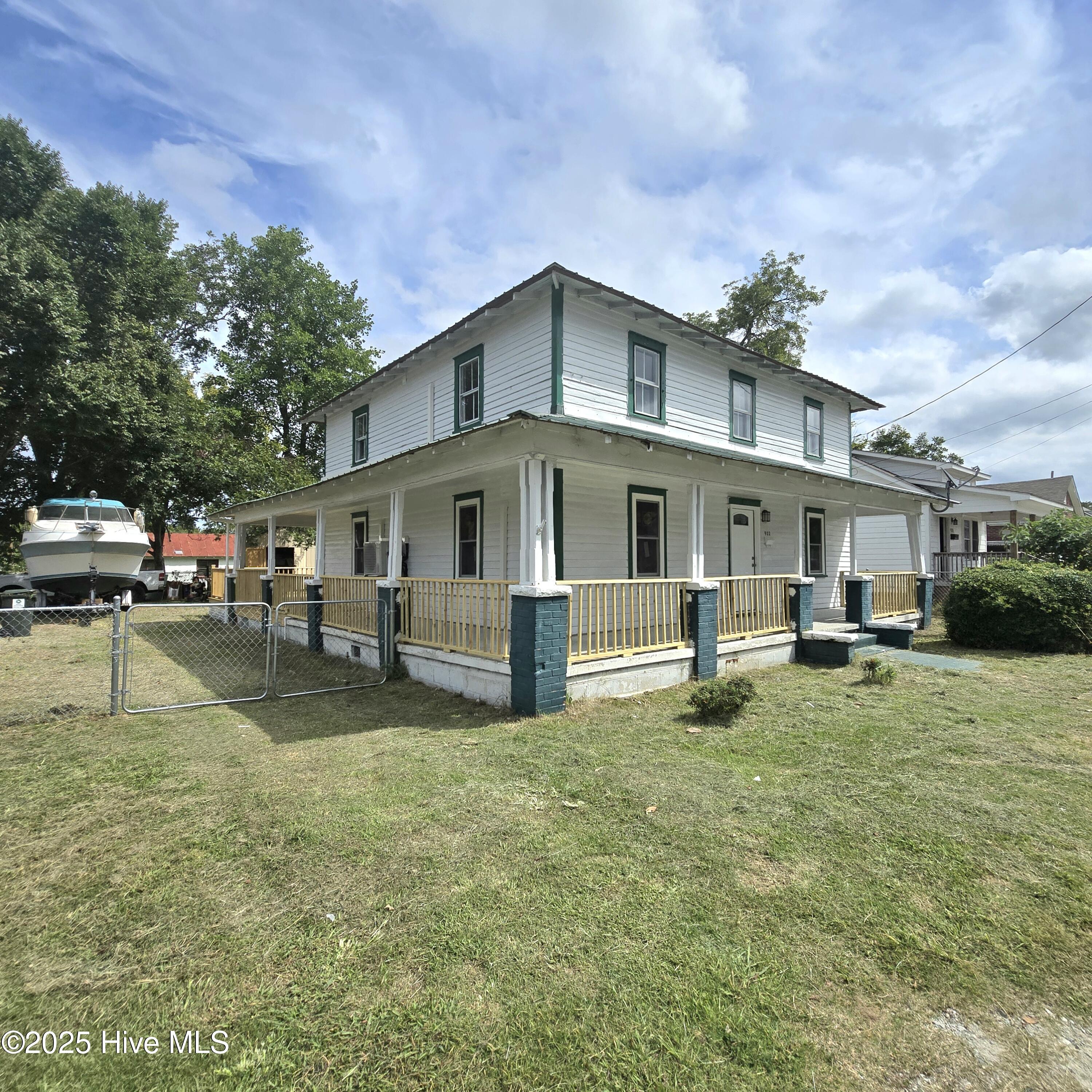 main property photo 3