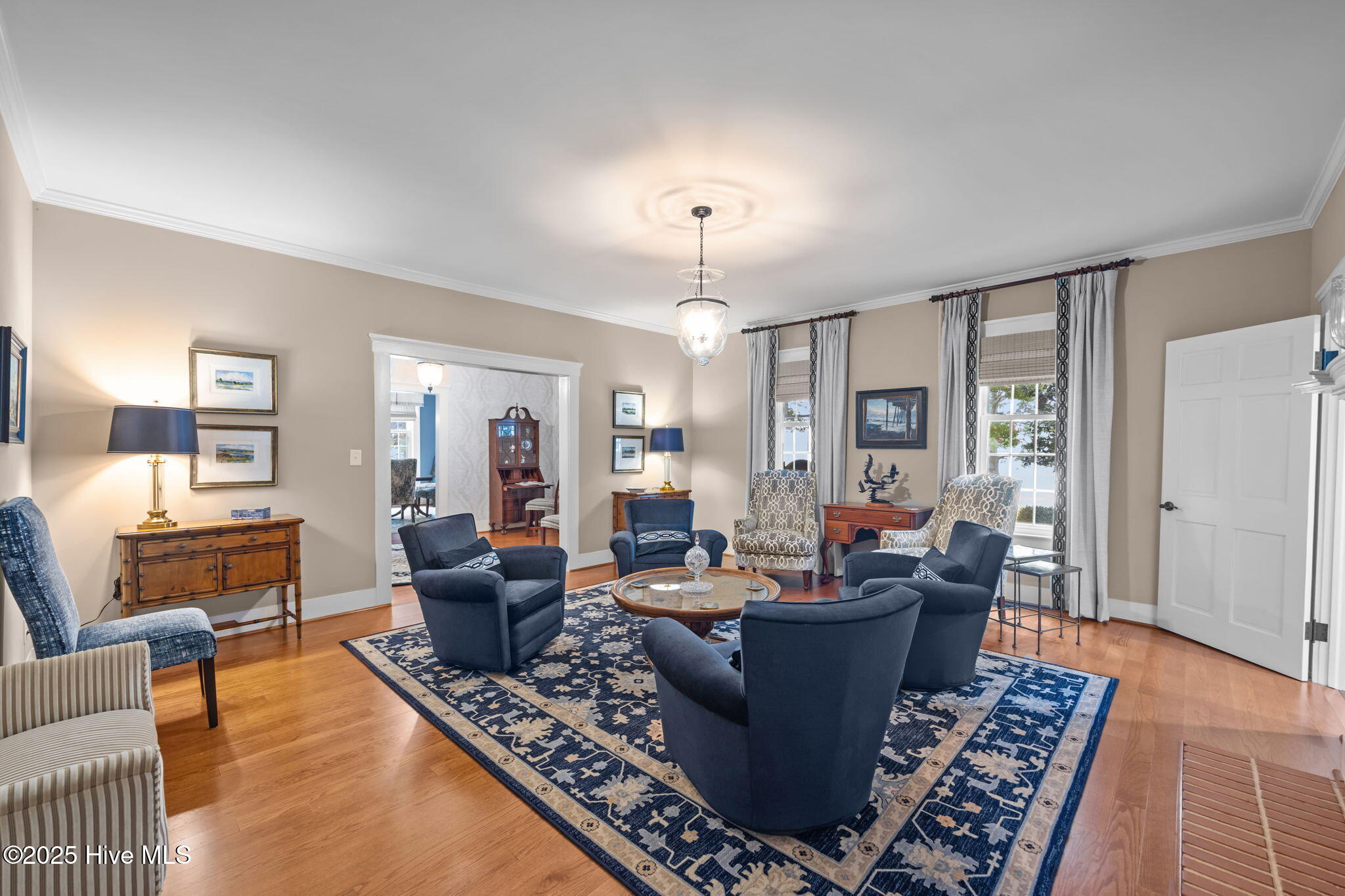 main property photo 40