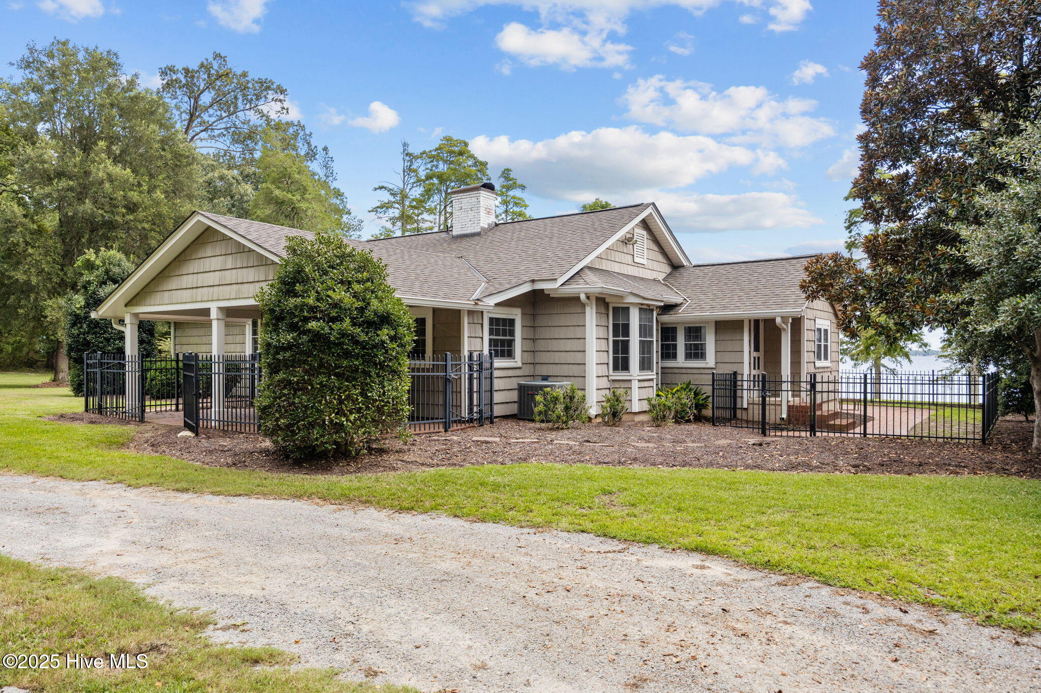 main property photo 88