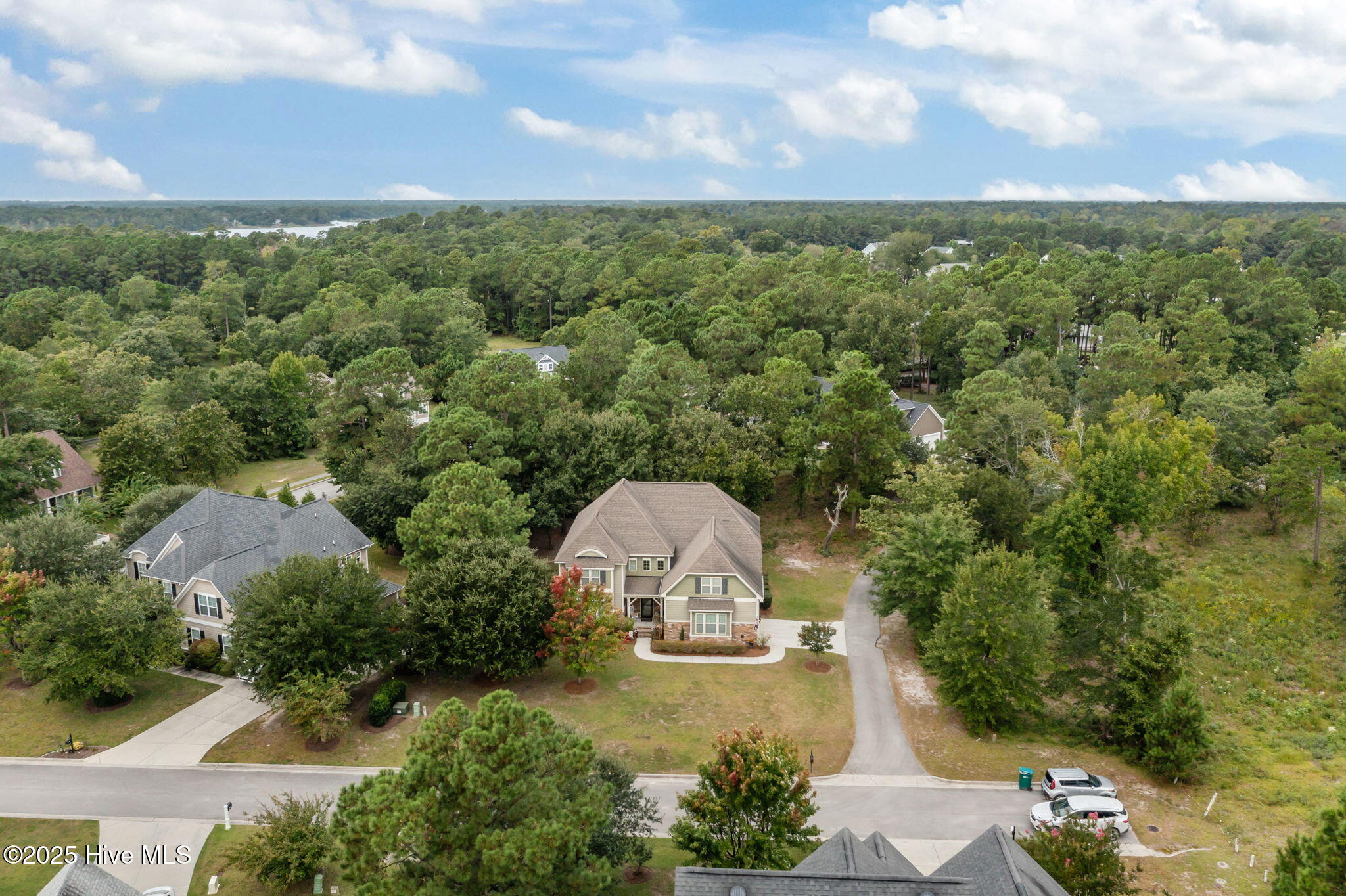 main property photo 14