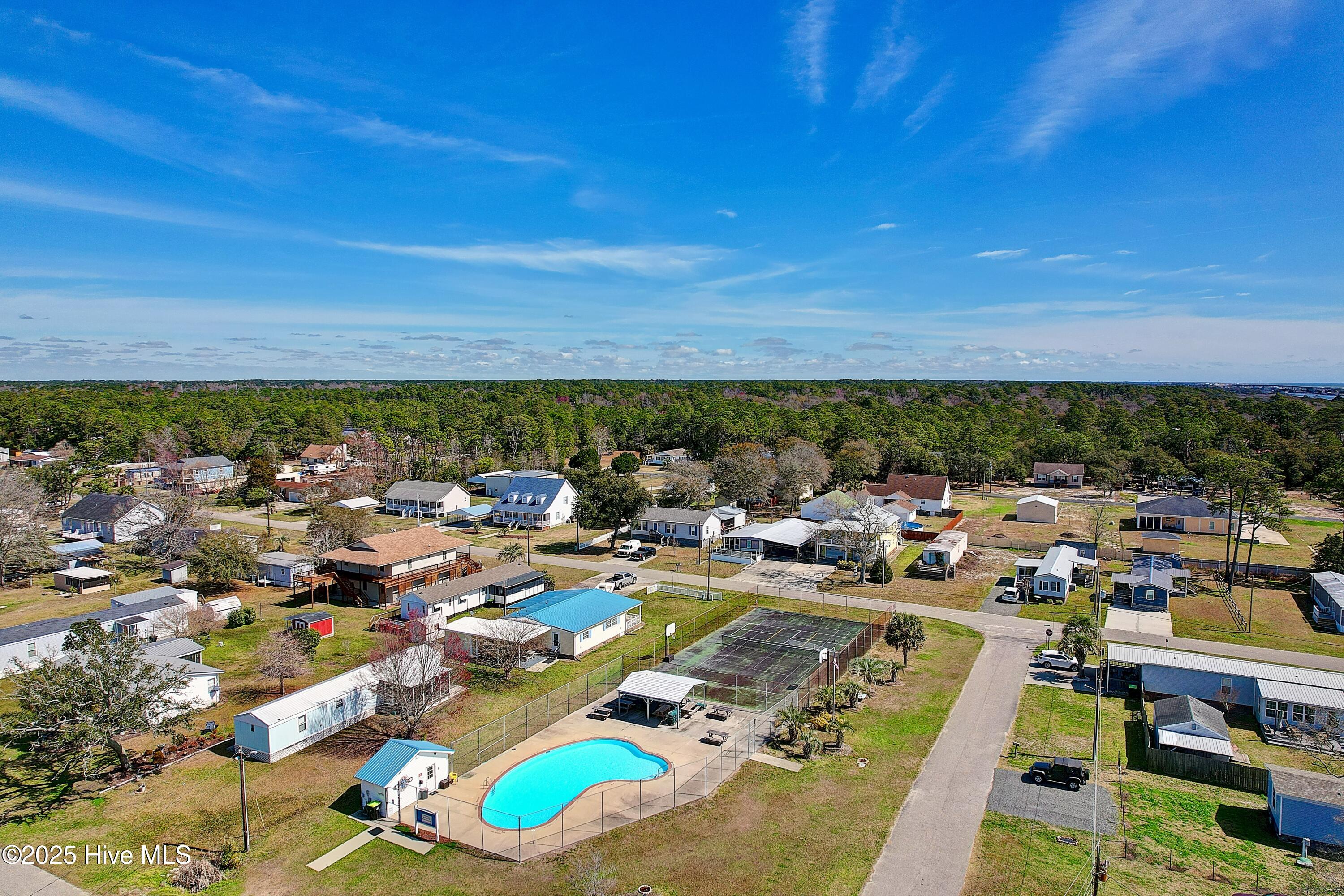 main property photo 36