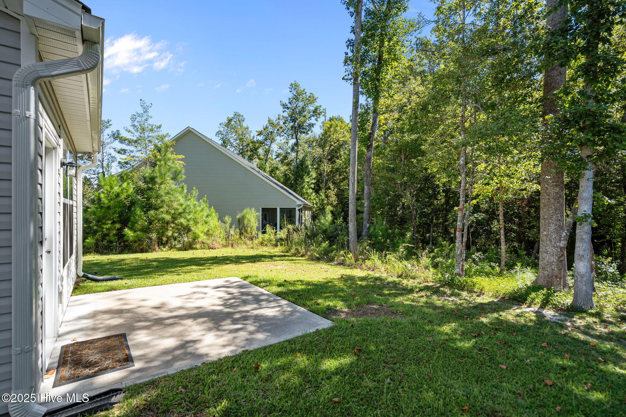 main property photo 42