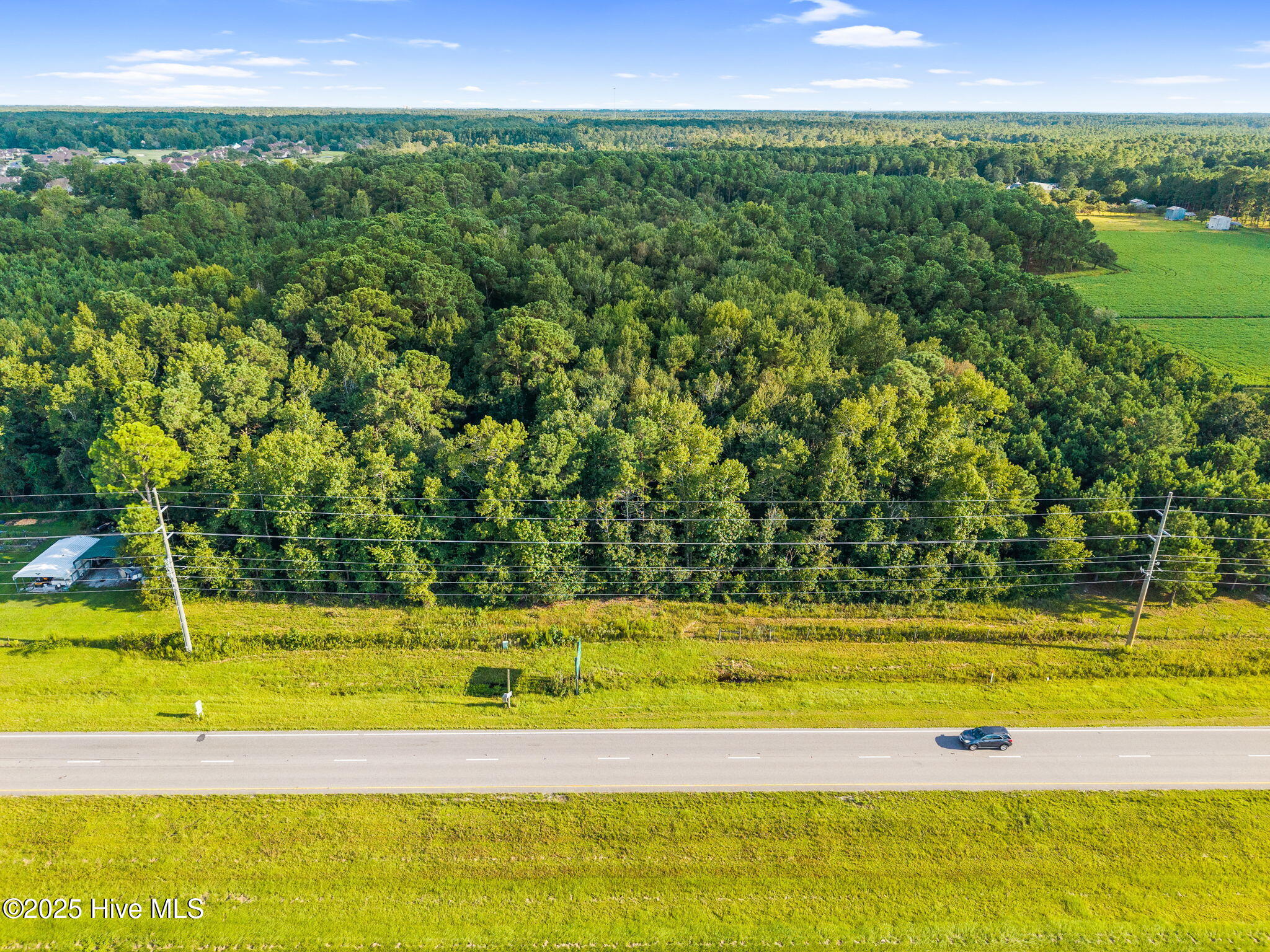main property photo 23