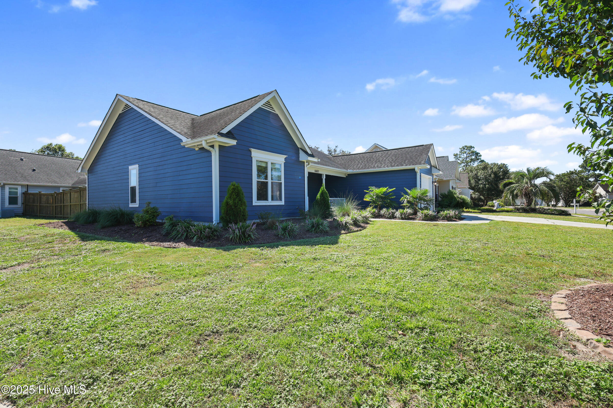 property viewer photo 1