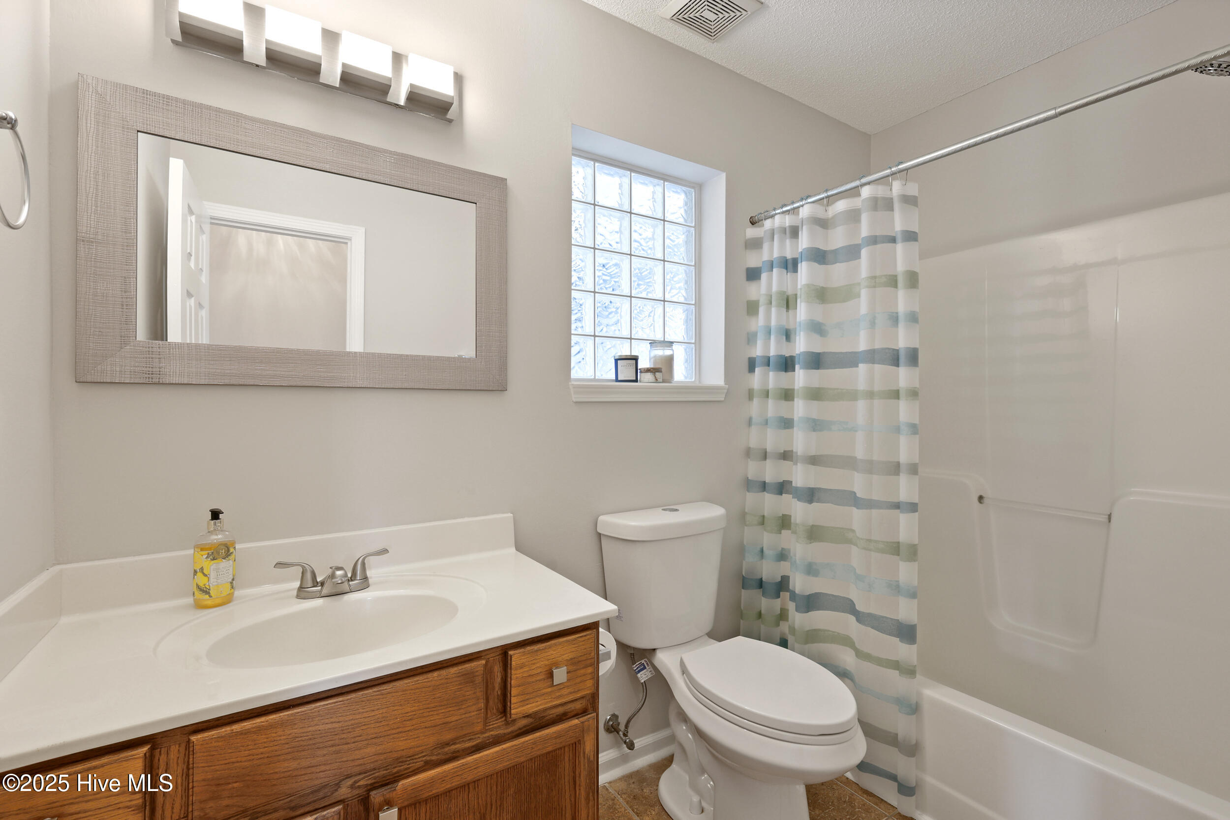 property viewer photo 21