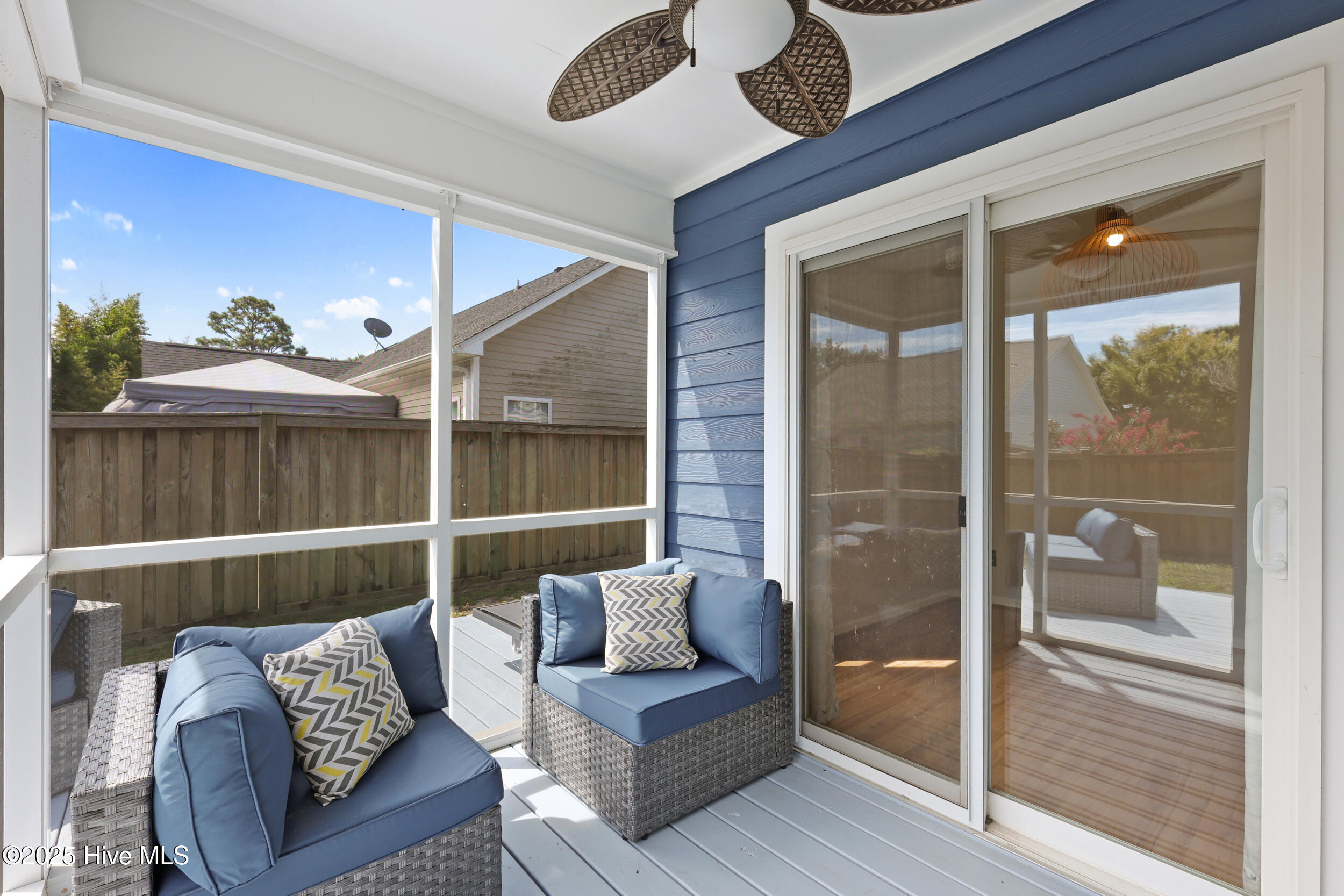 property viewer photo 24