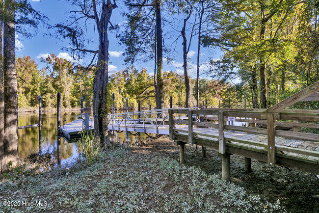 main property photo 77
