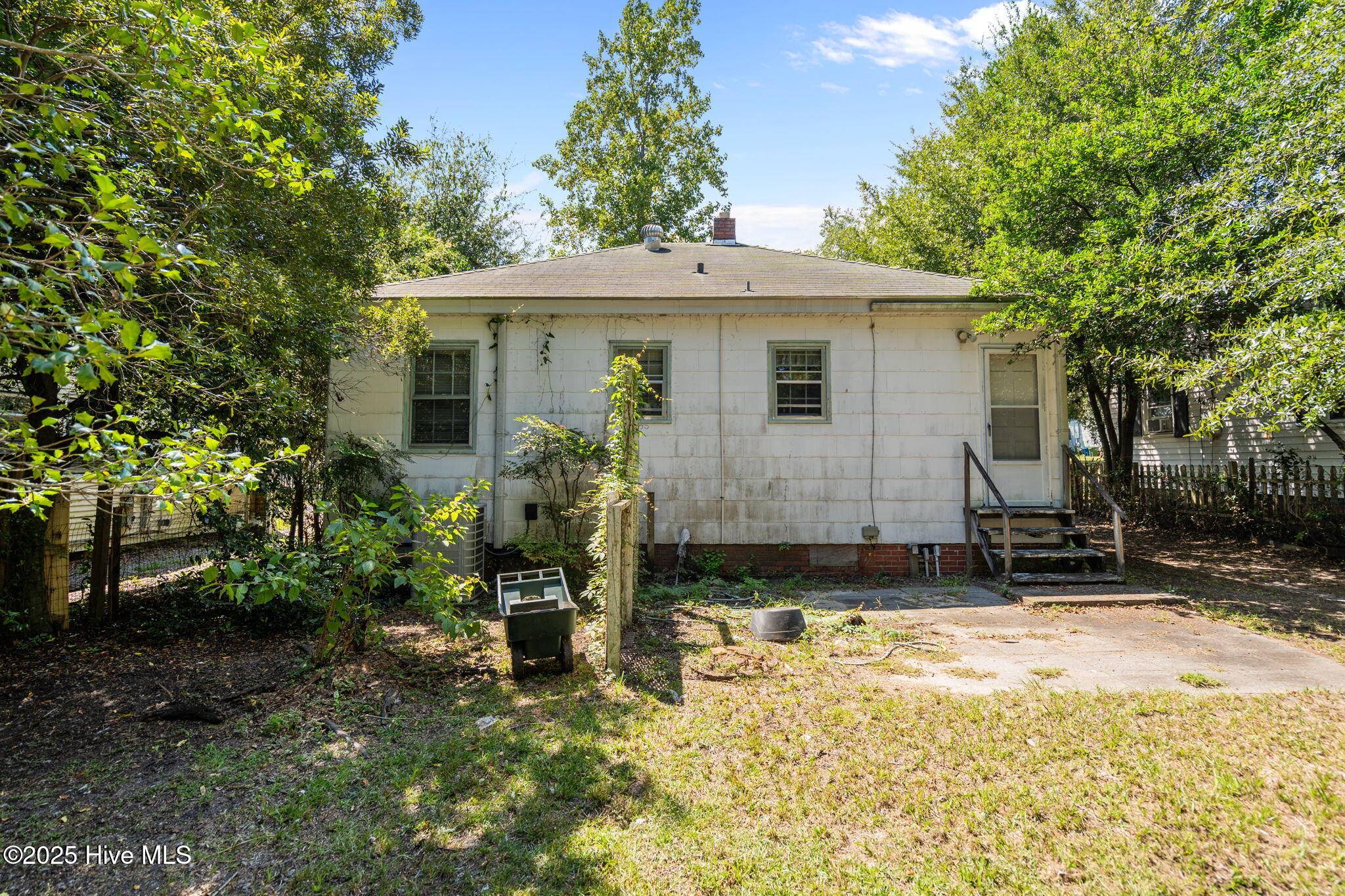 property viewer photo 4