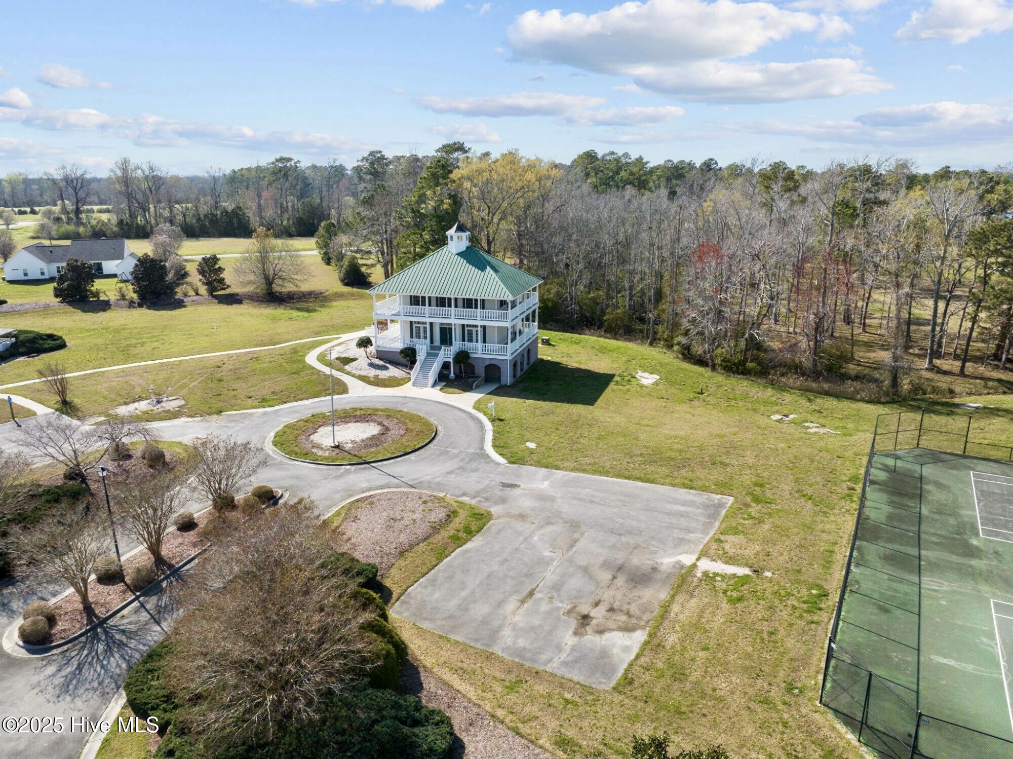 main property photo 8