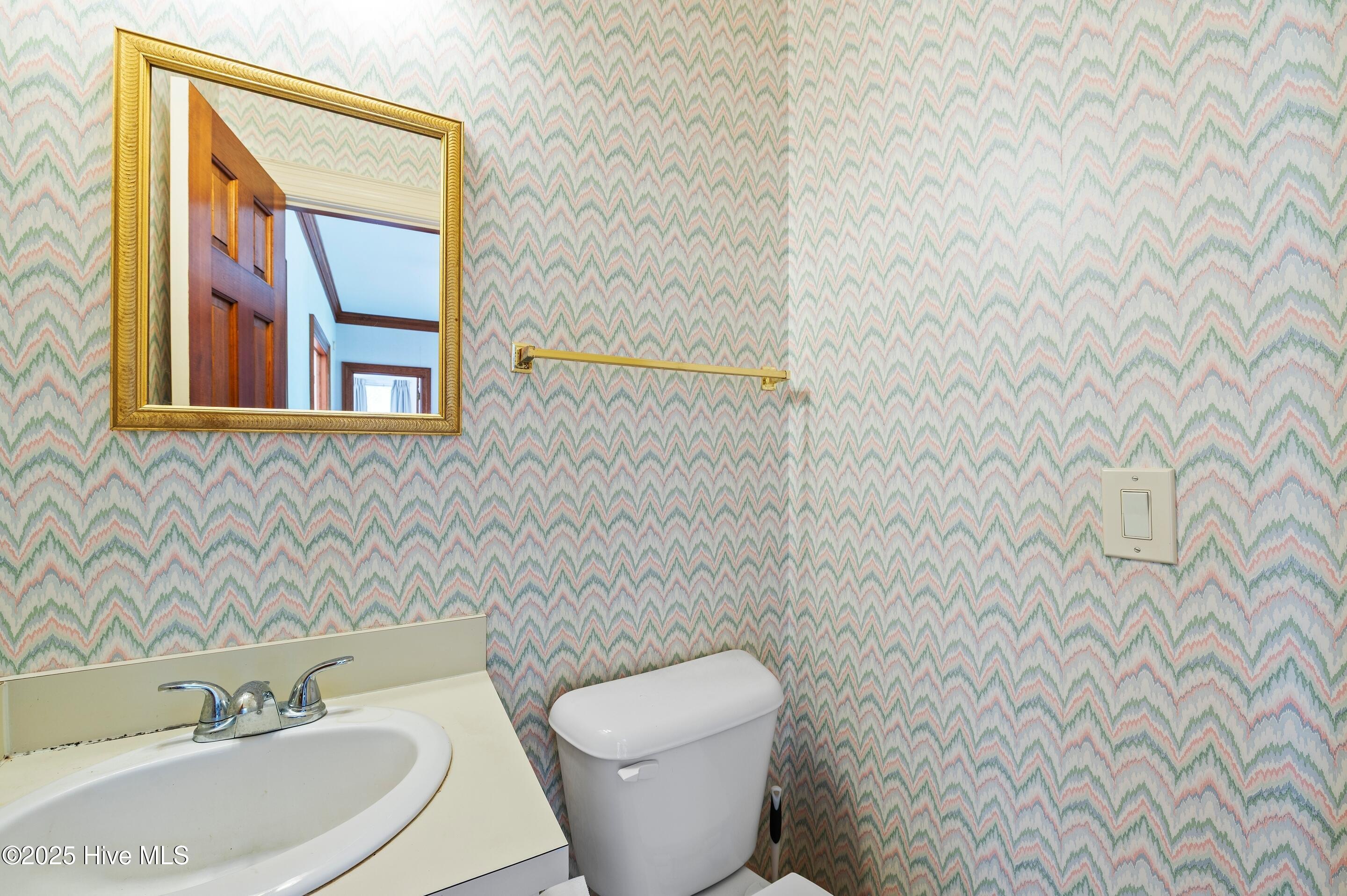 property viewer photo 19