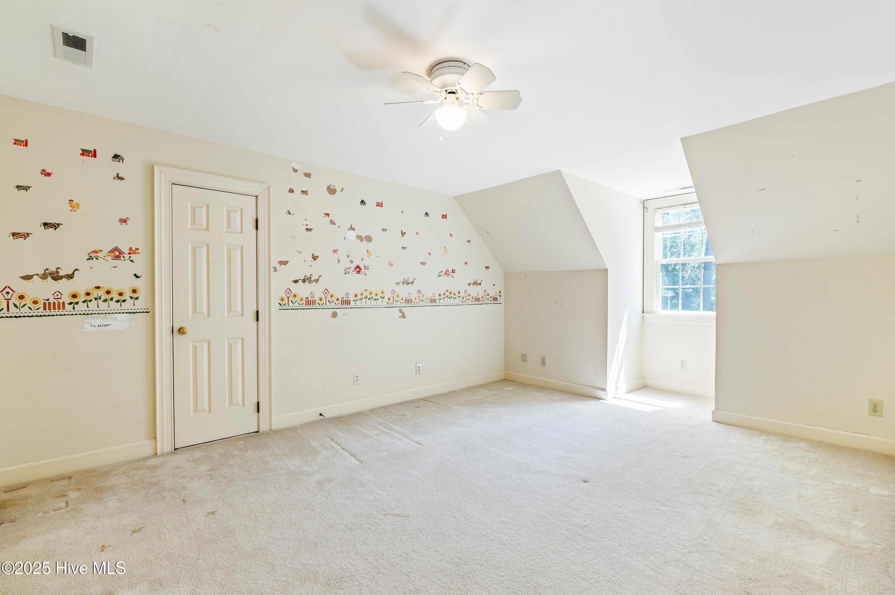 property viewer photo 21