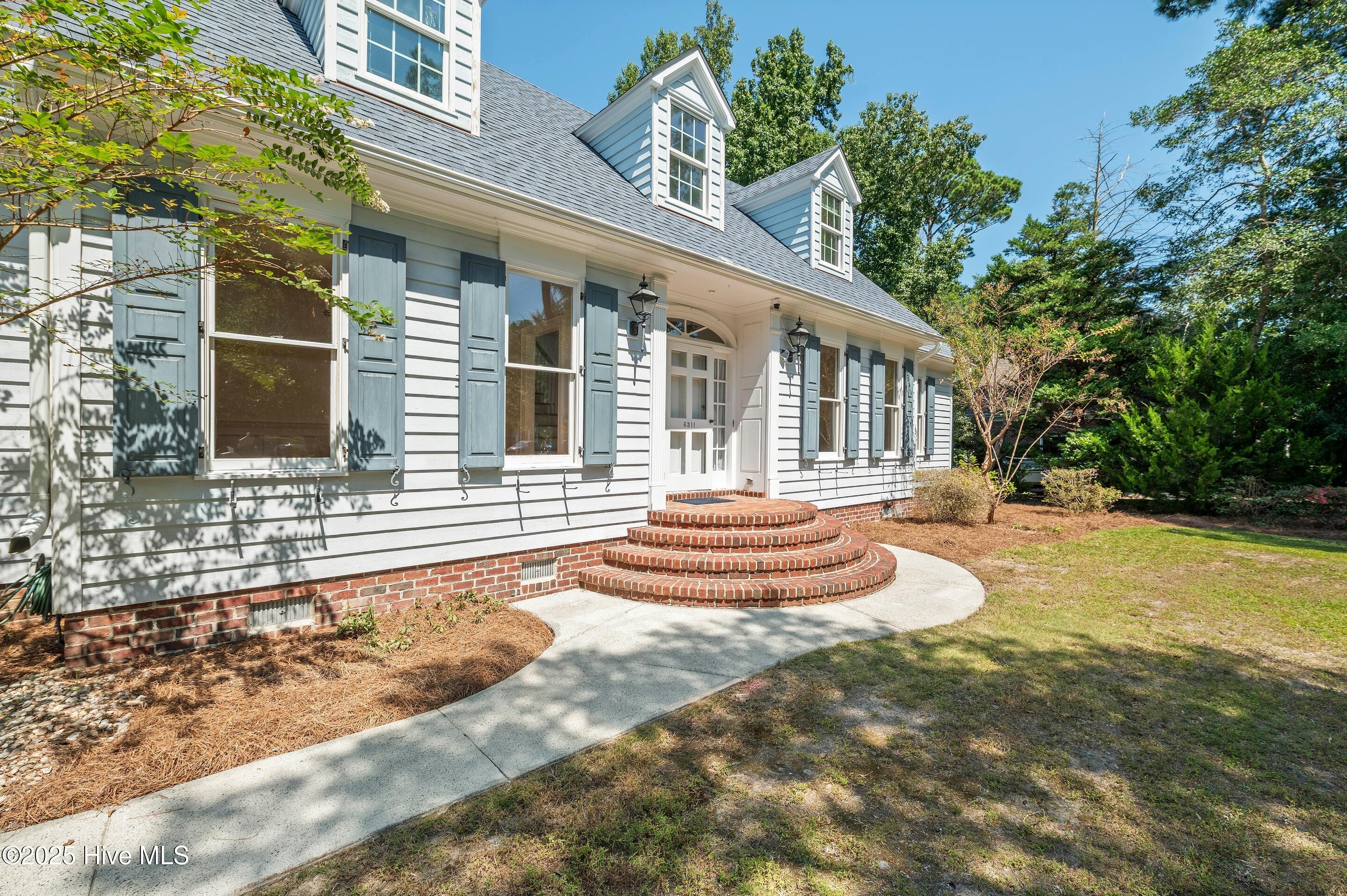 property viewer photo 4