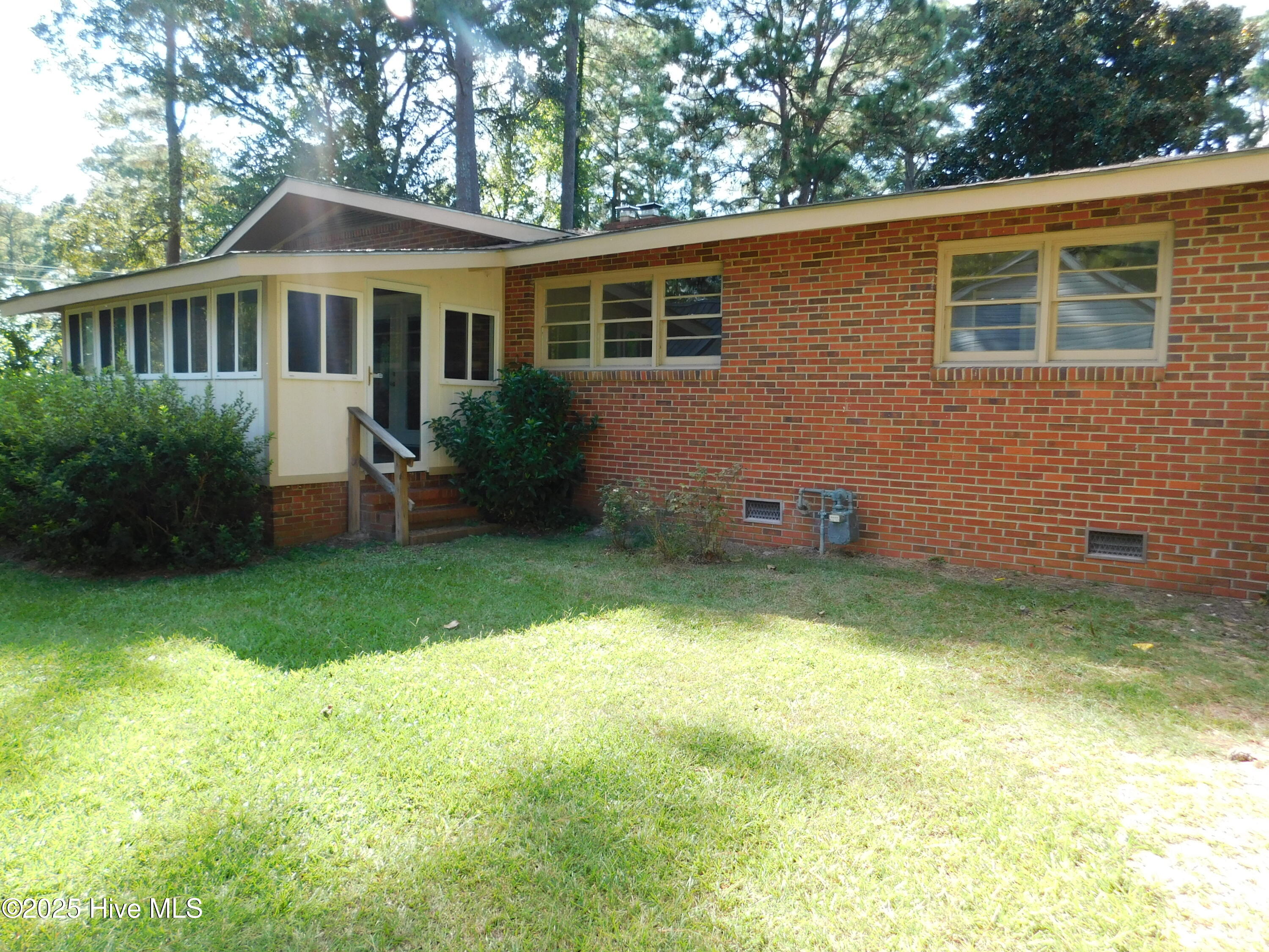 main property photo 48