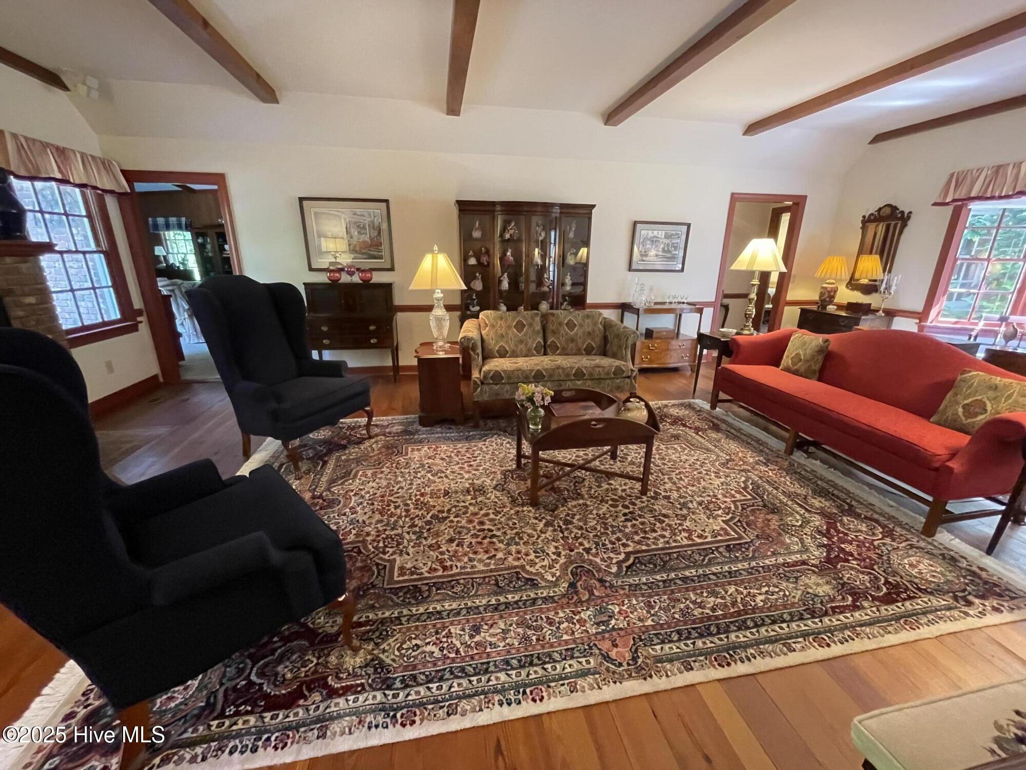 main property photo 12