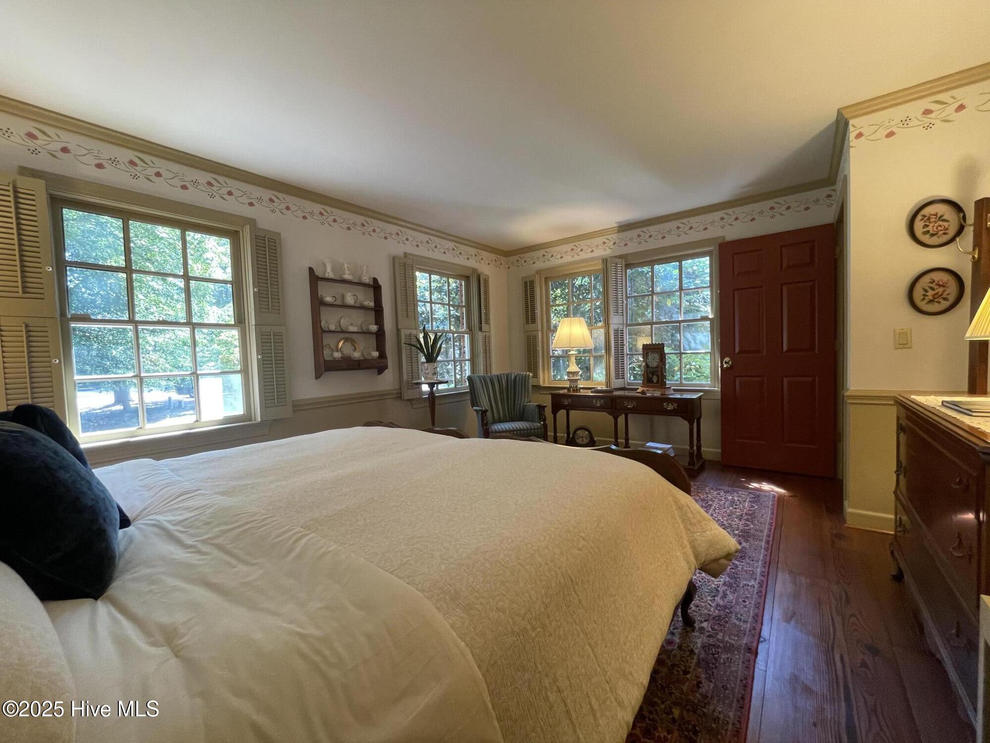 main property photo 31
