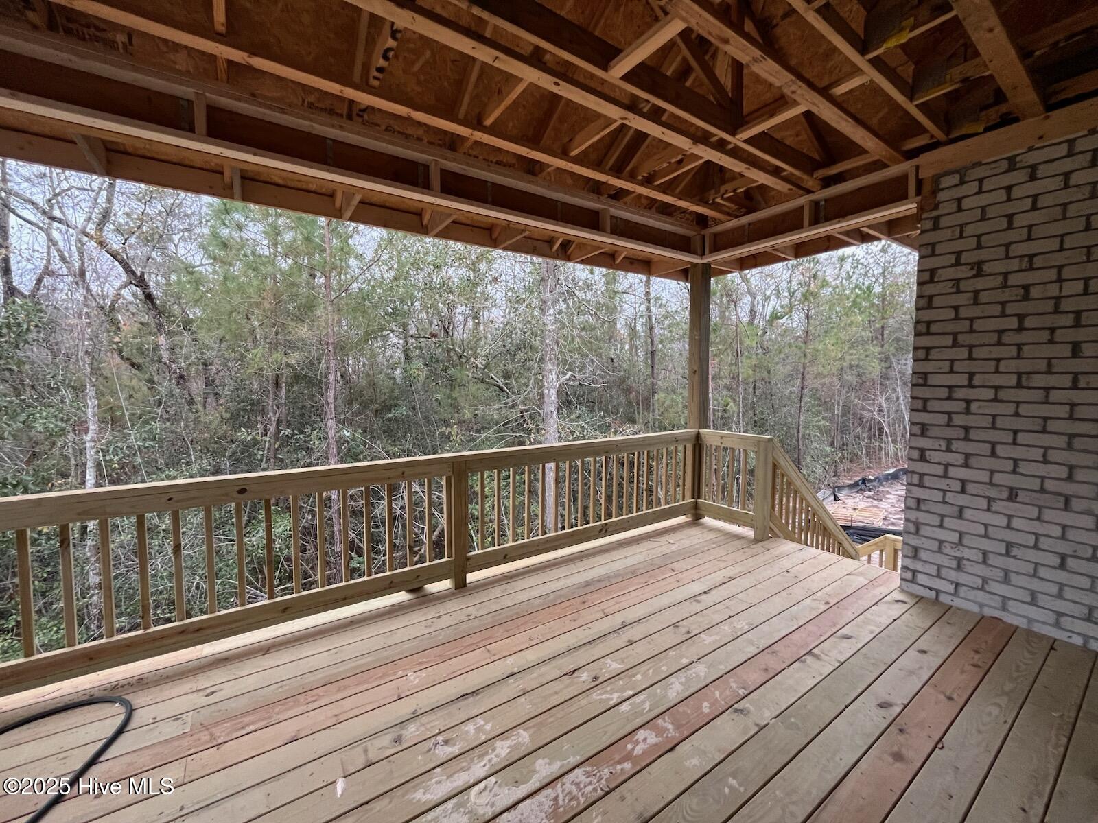 main property photo 29