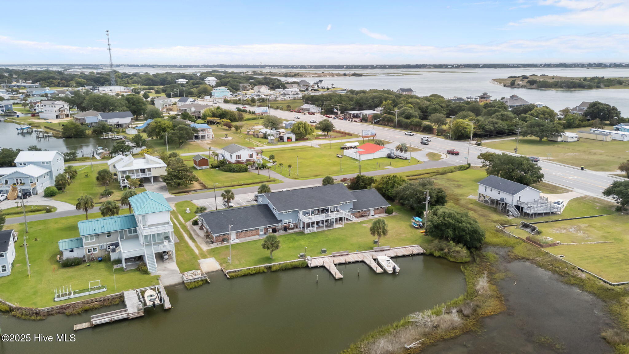 main property photo 14