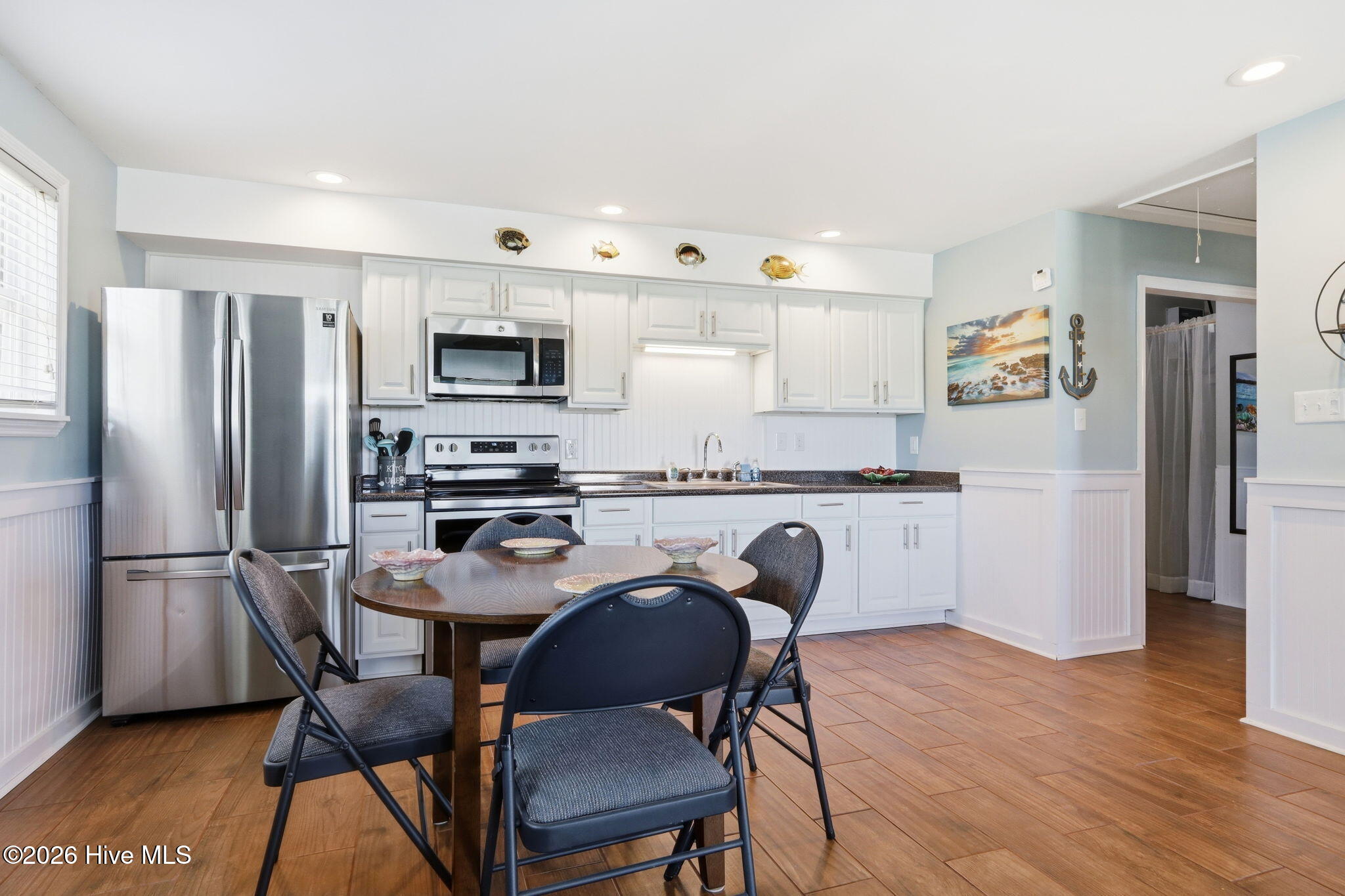 main property photo 70