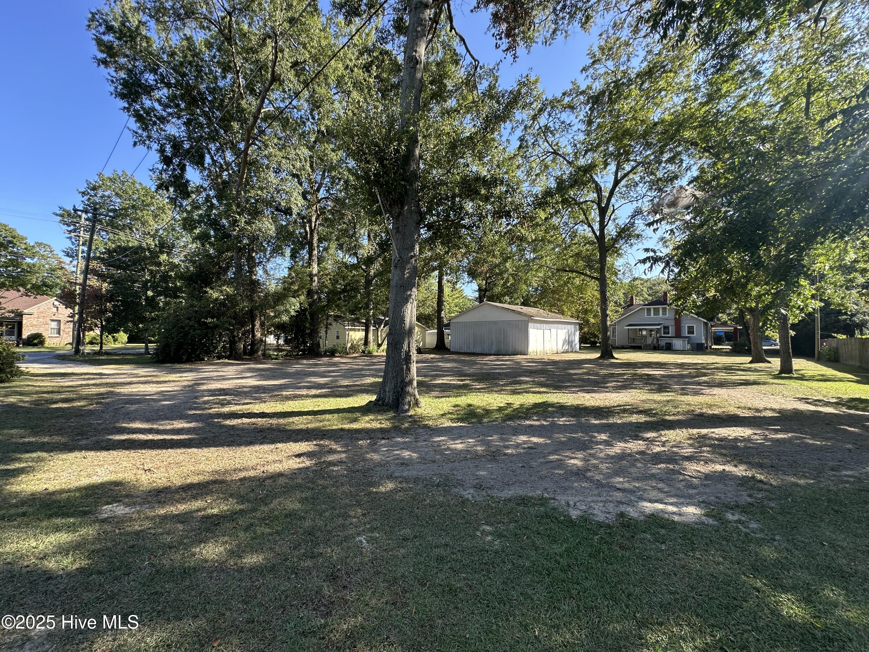 main property photo 10
