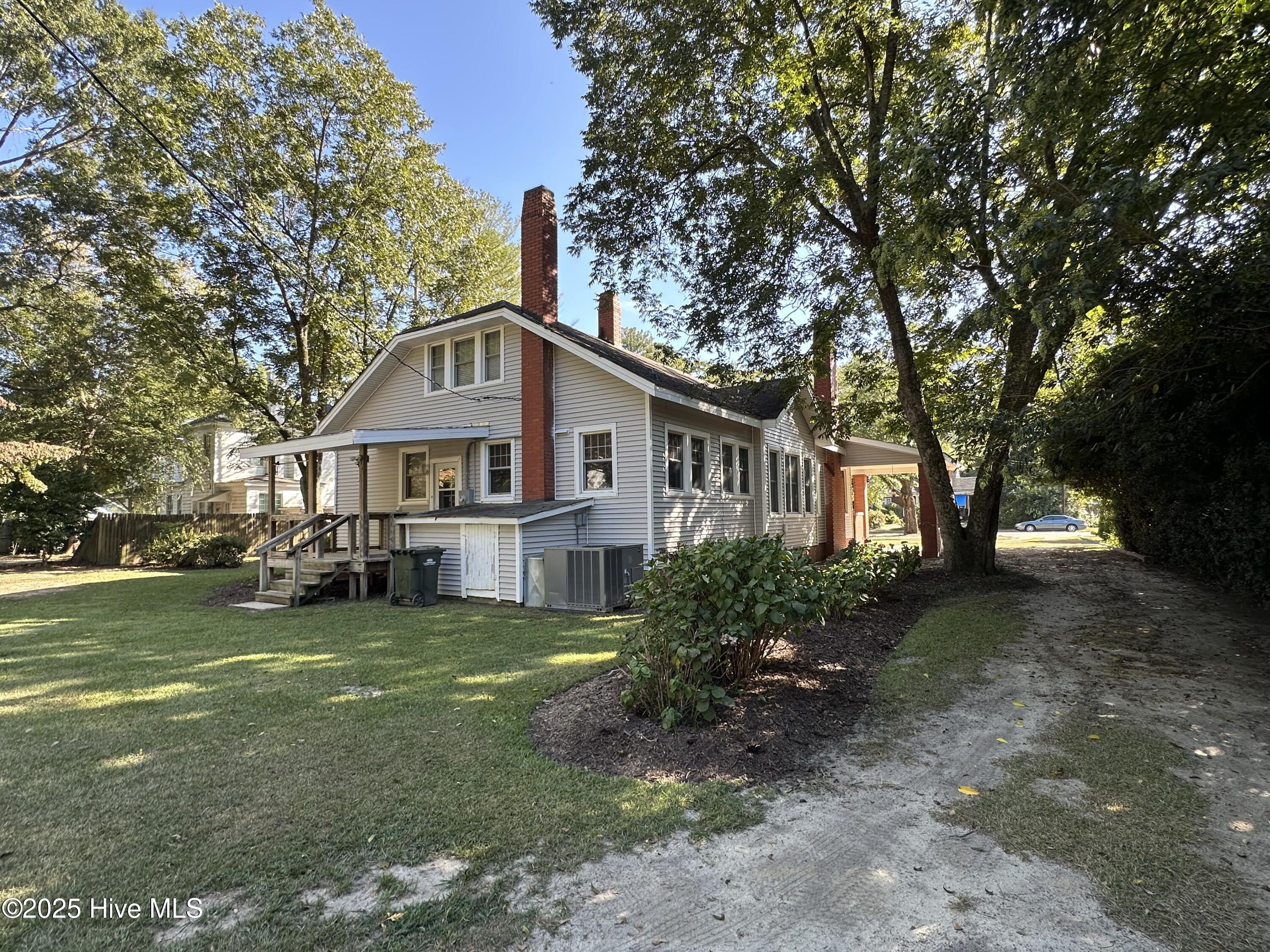 main property photo 7