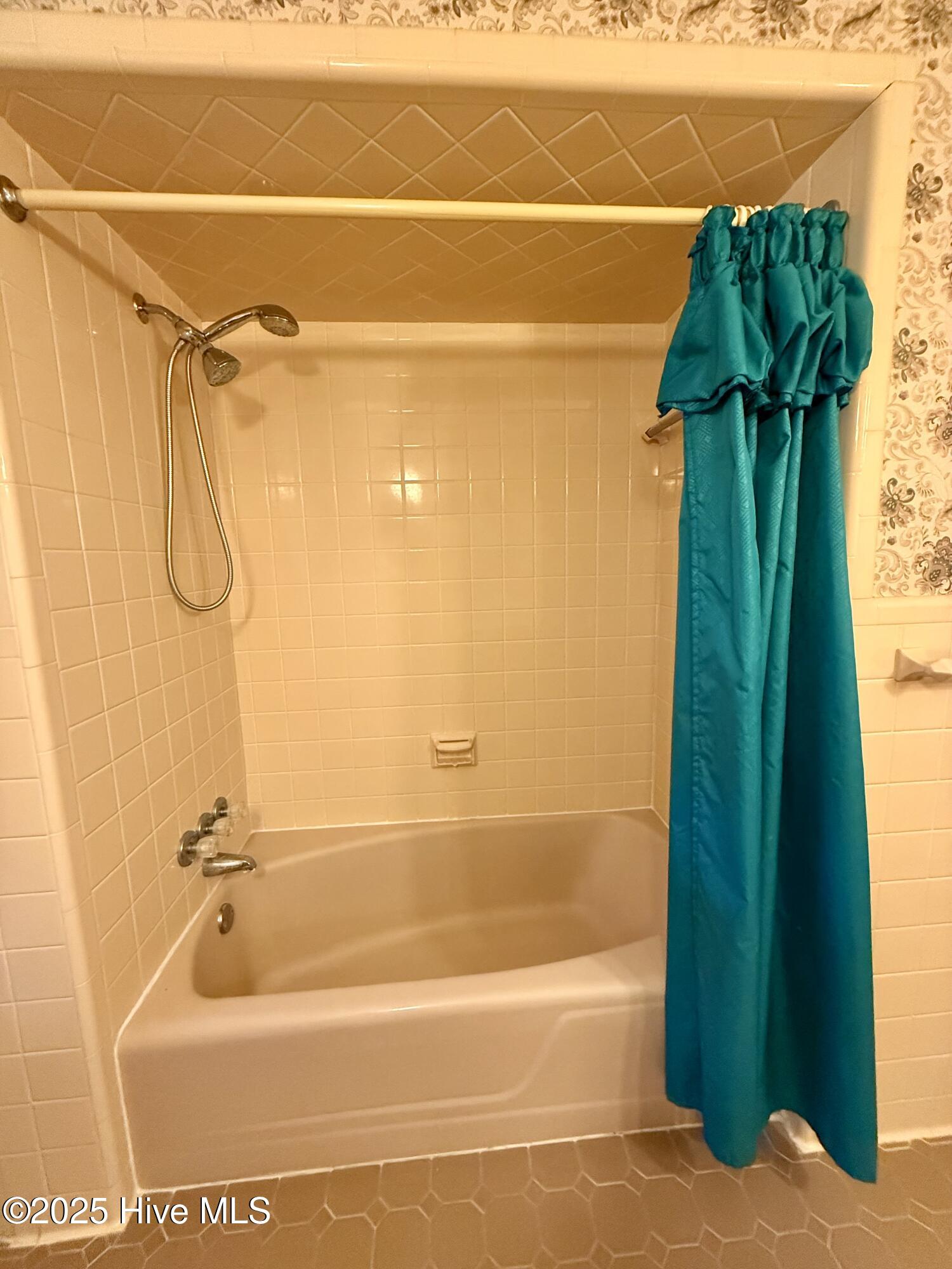 main property photo 60