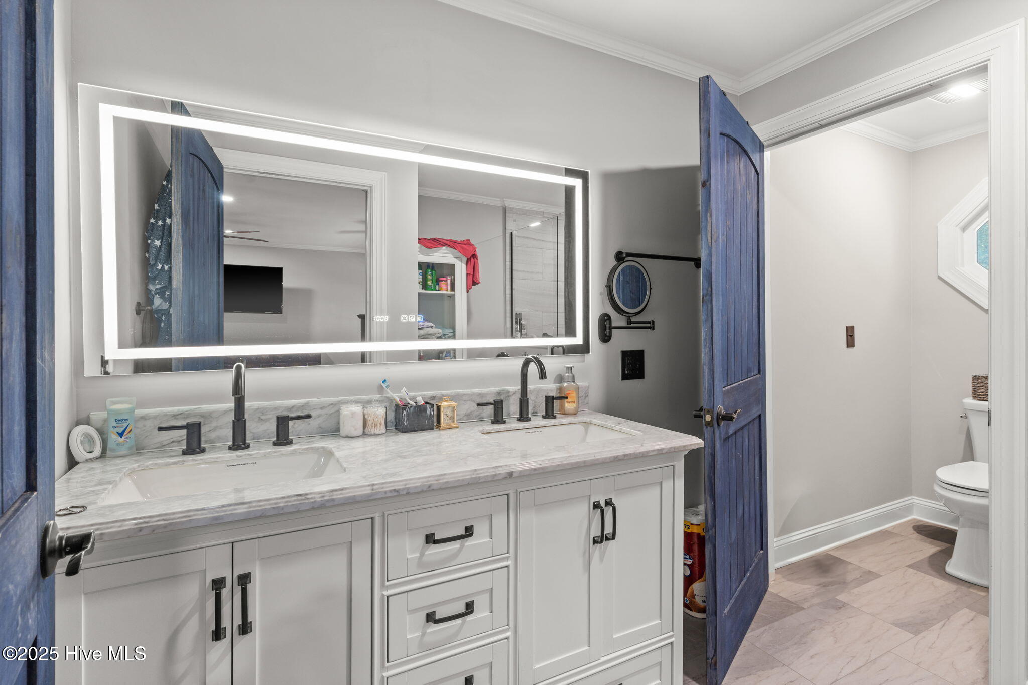 main property photo 41