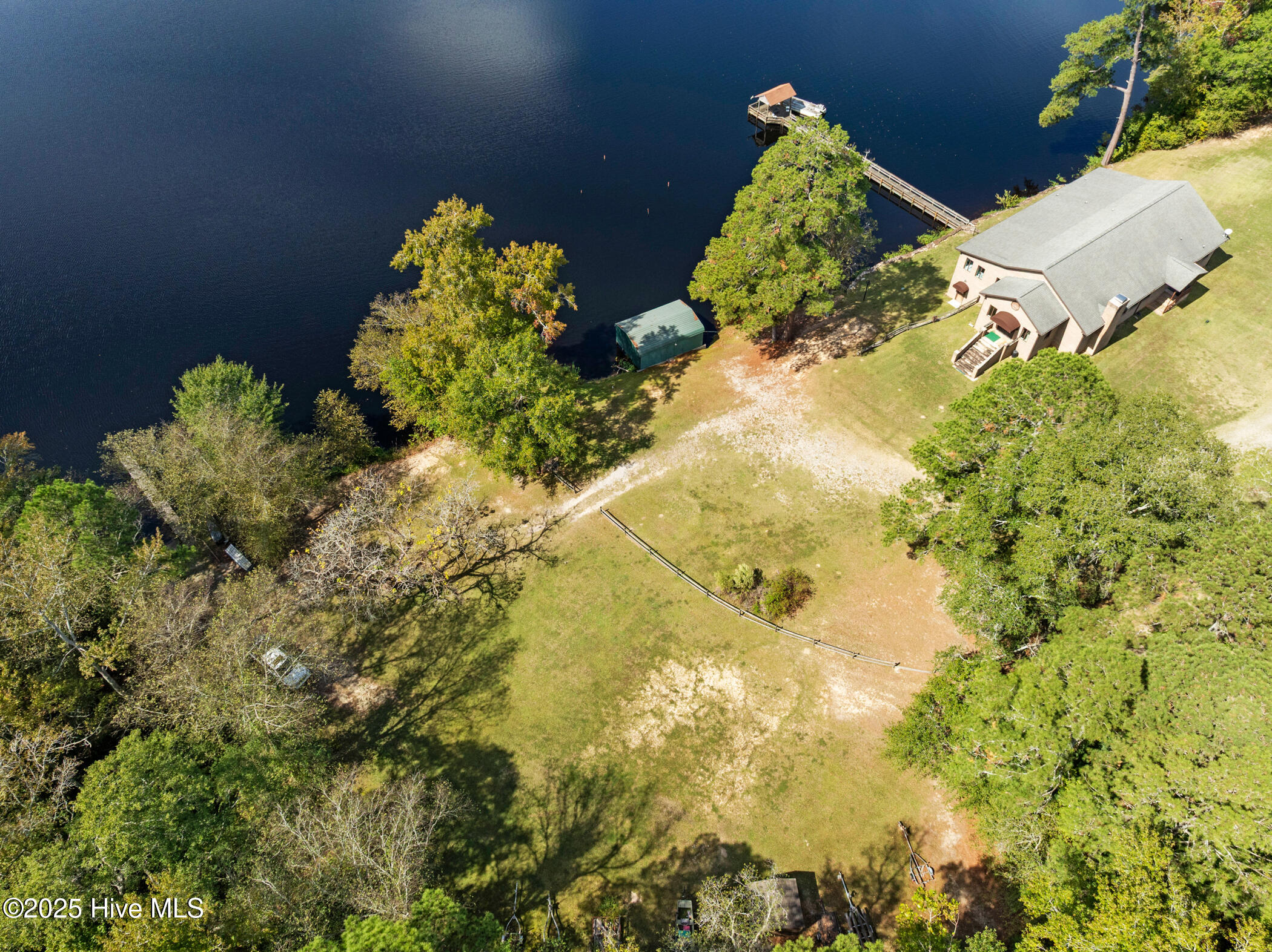 main property photo 81