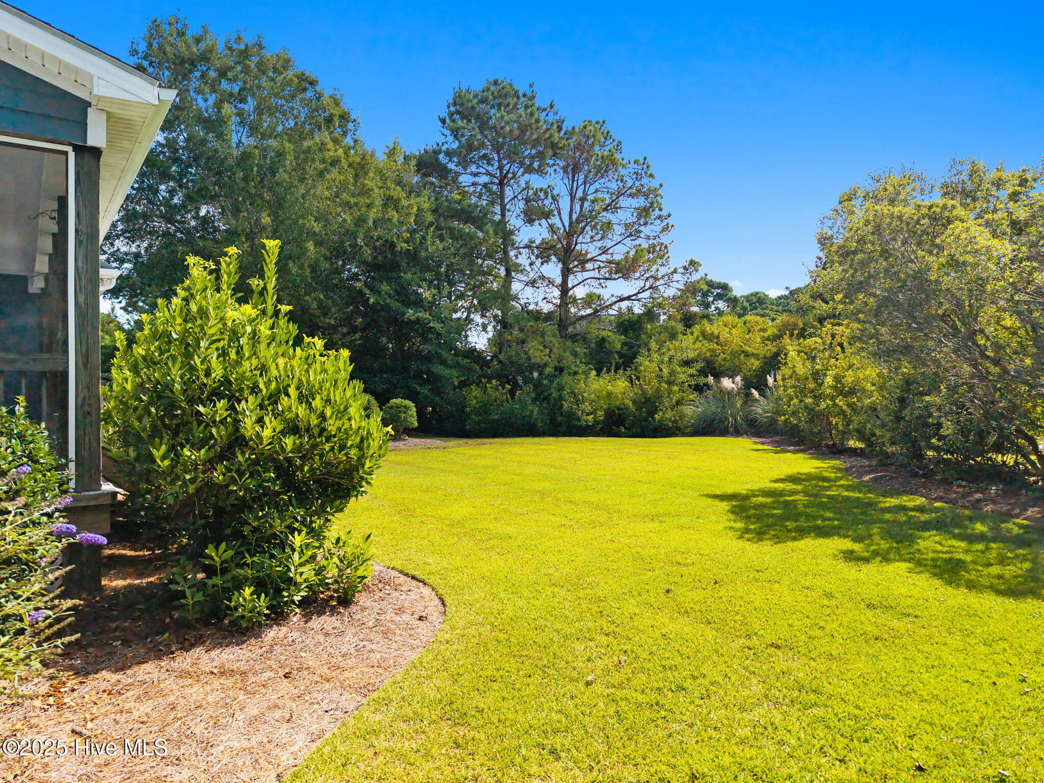 main property photo 51