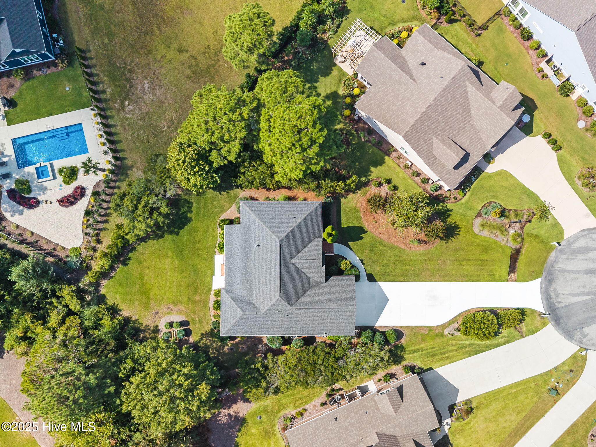 main property photo 61