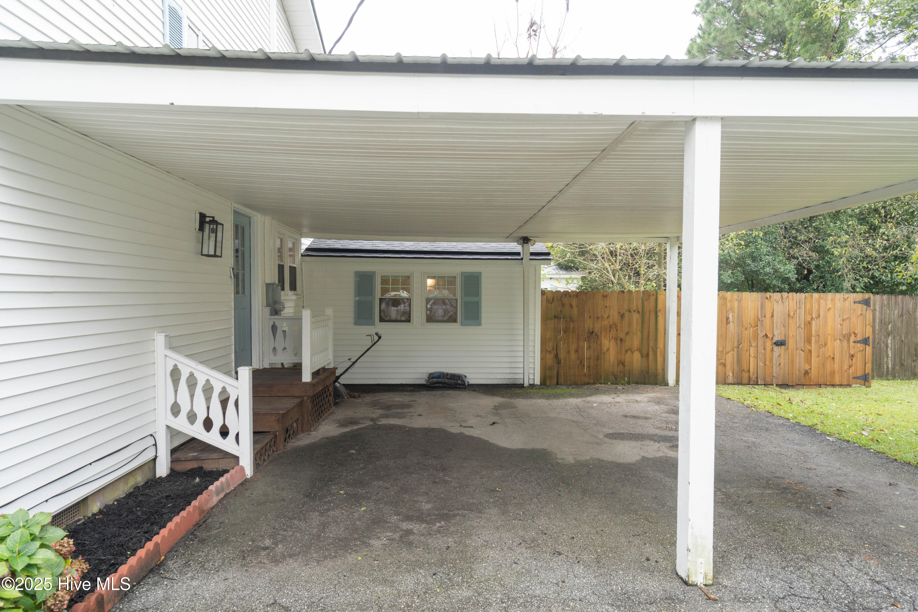 main property photo 46