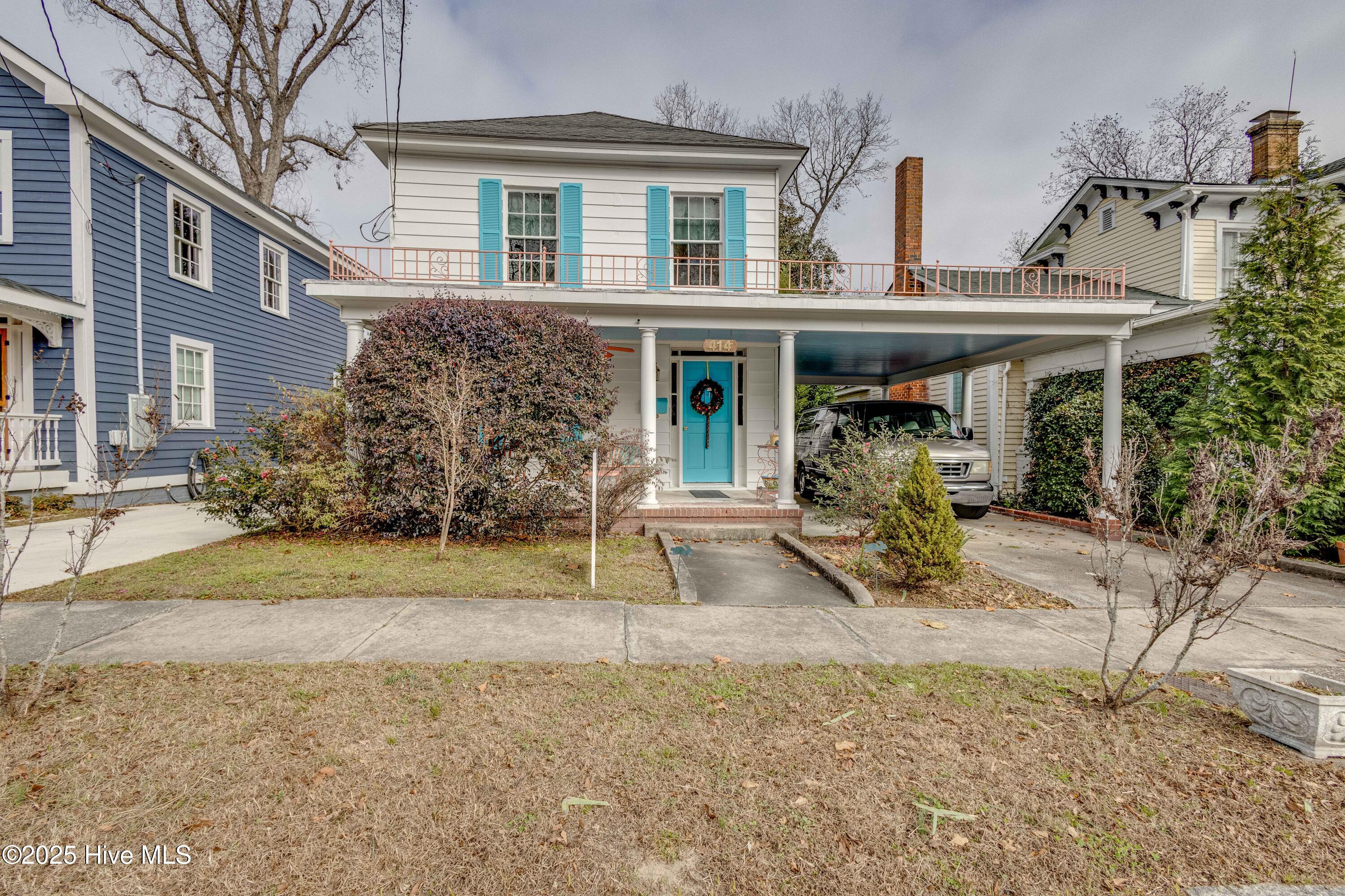 main property photo 28