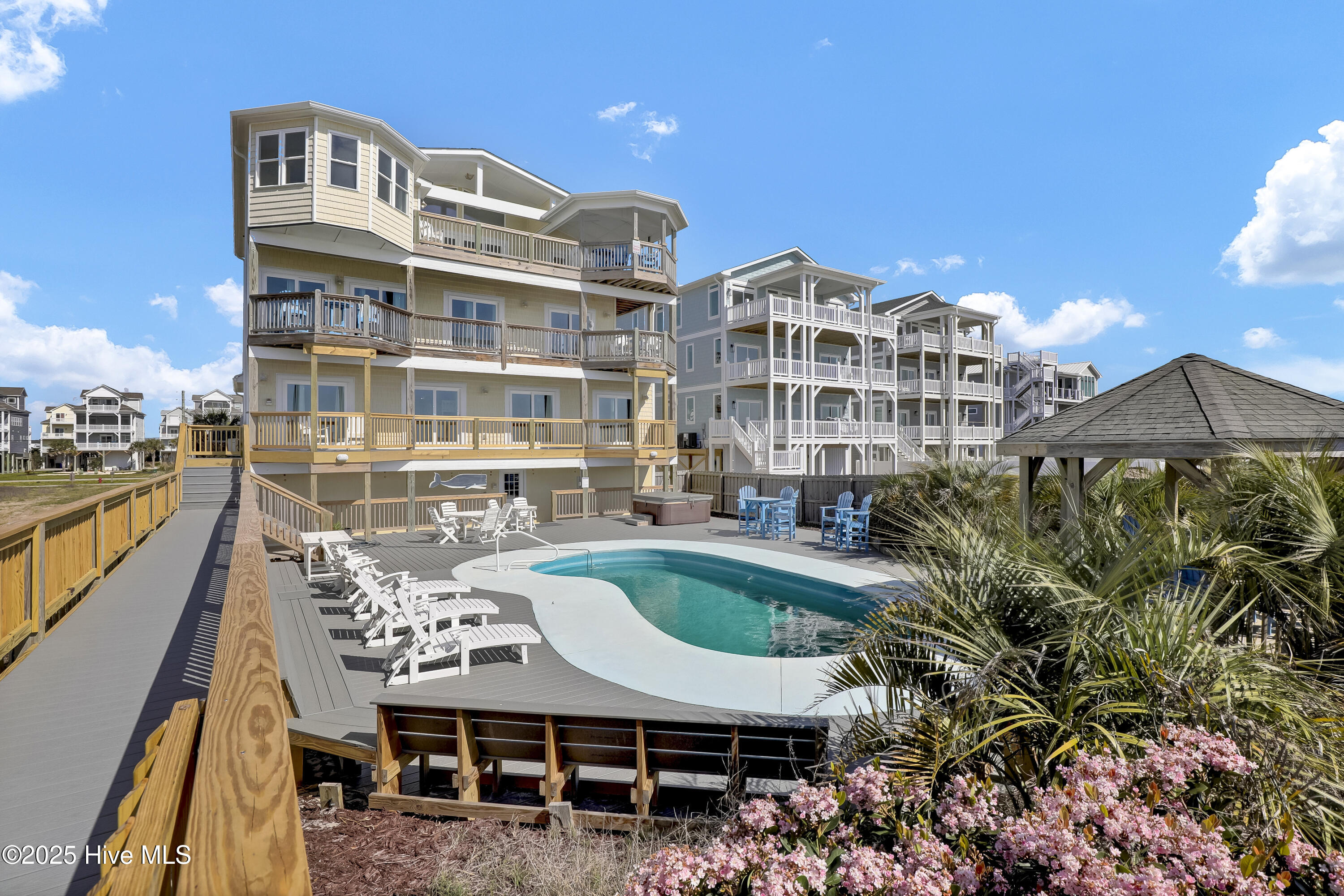 main property photo 65
