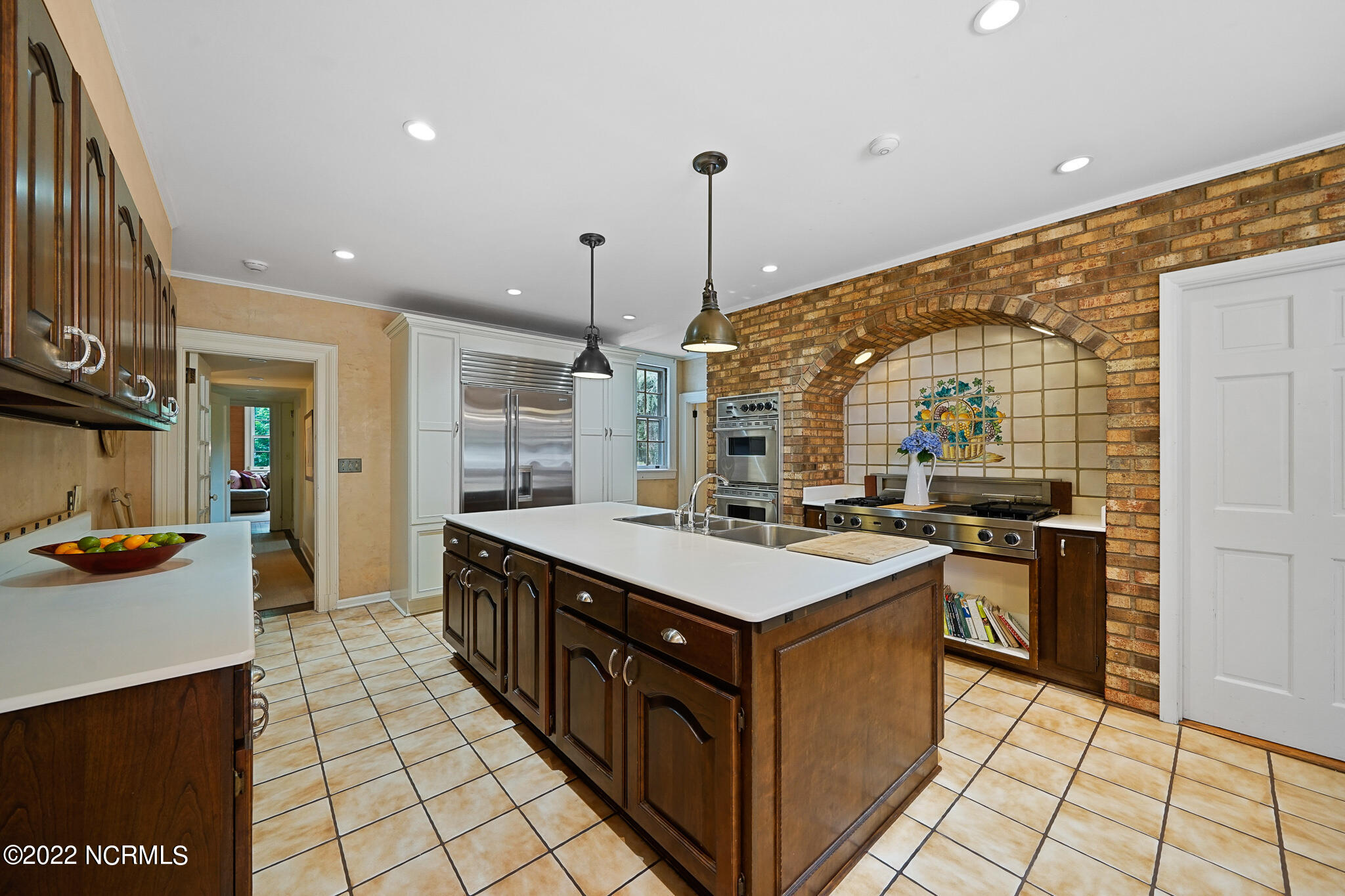 main property photo 17