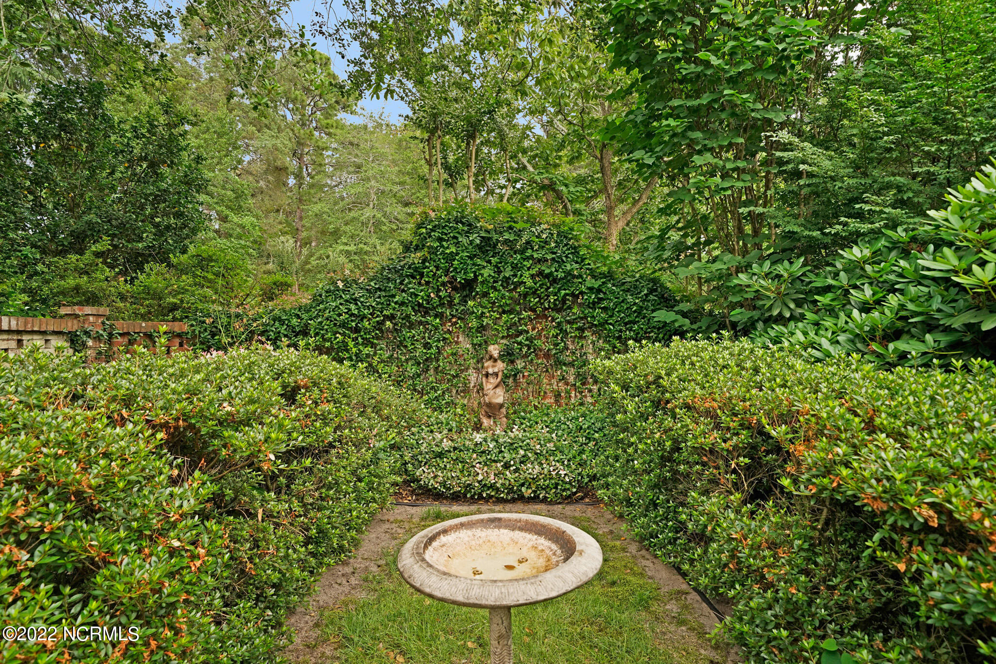 main property photo 64