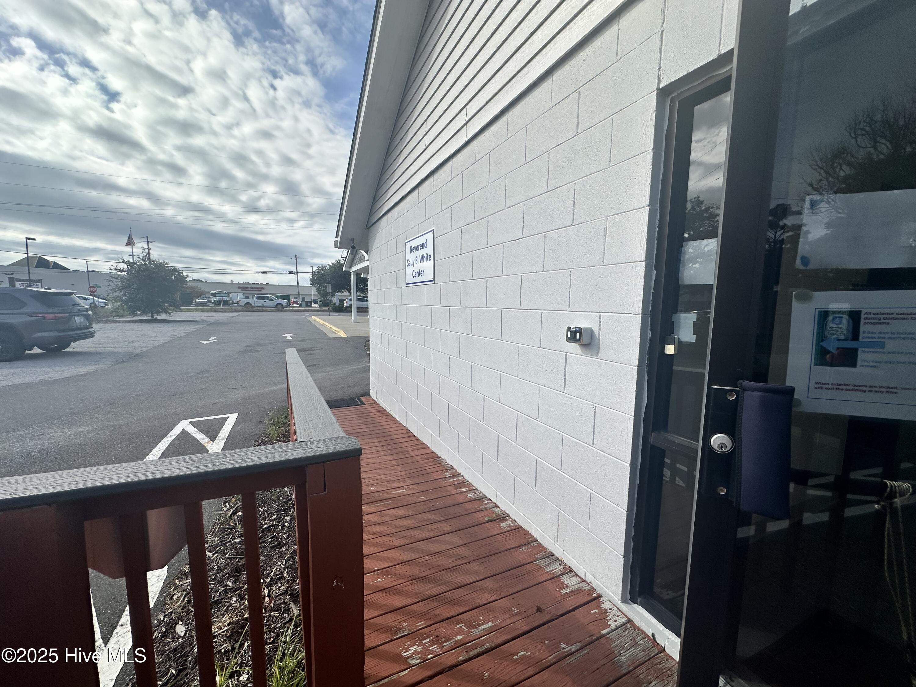 main property photo 7