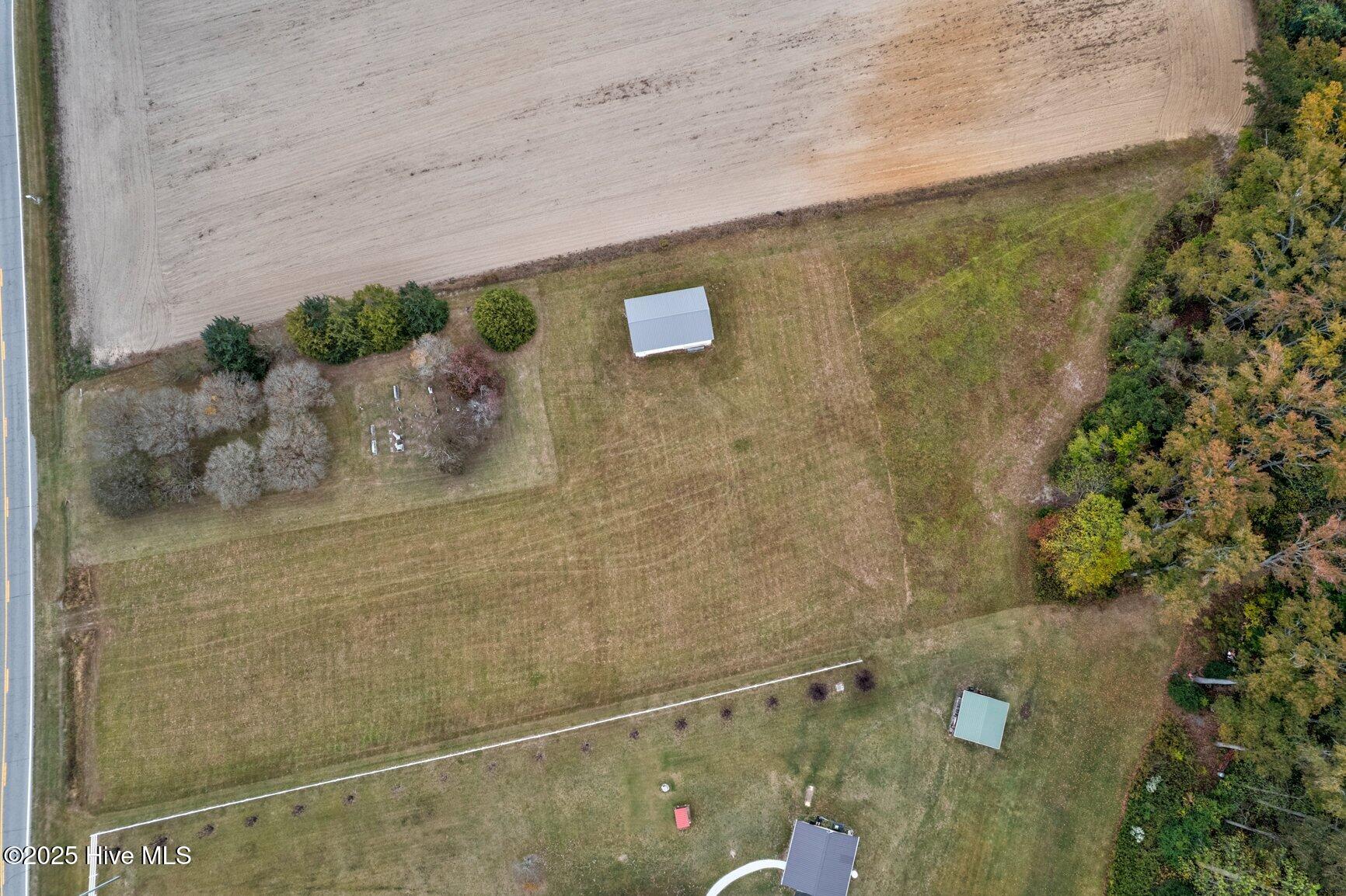 main property photo 6
