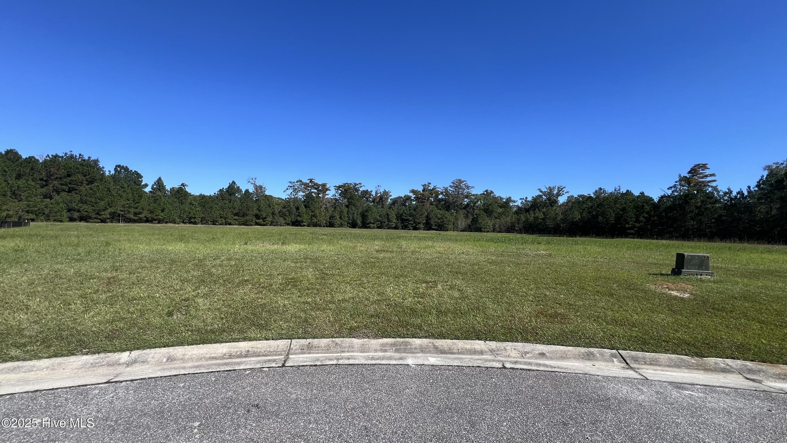 main property photo 13